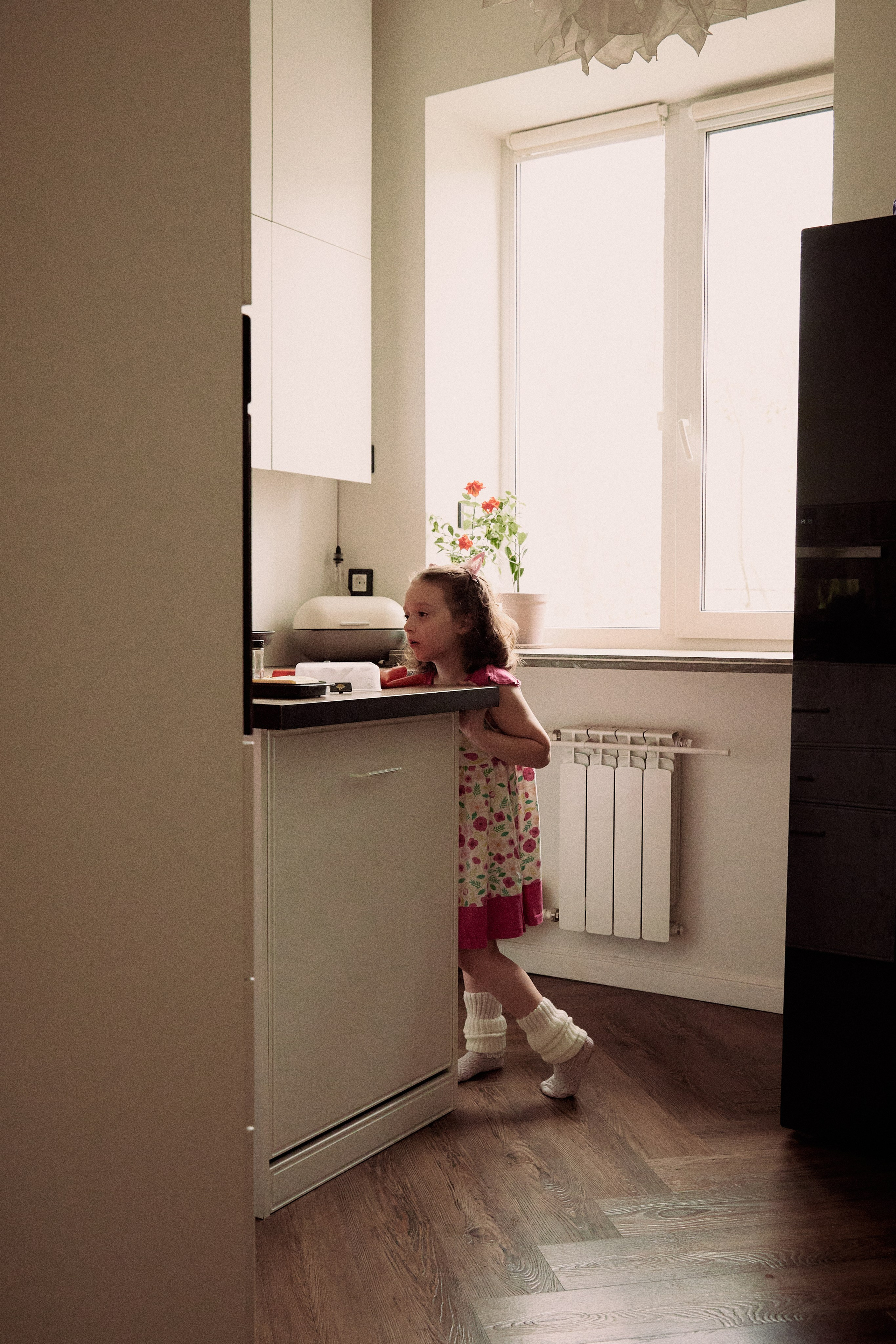 Пекли булочки с корицей. Василиса Стриж — семейный фотограф в Екатеринбурге | Семейная документалистика