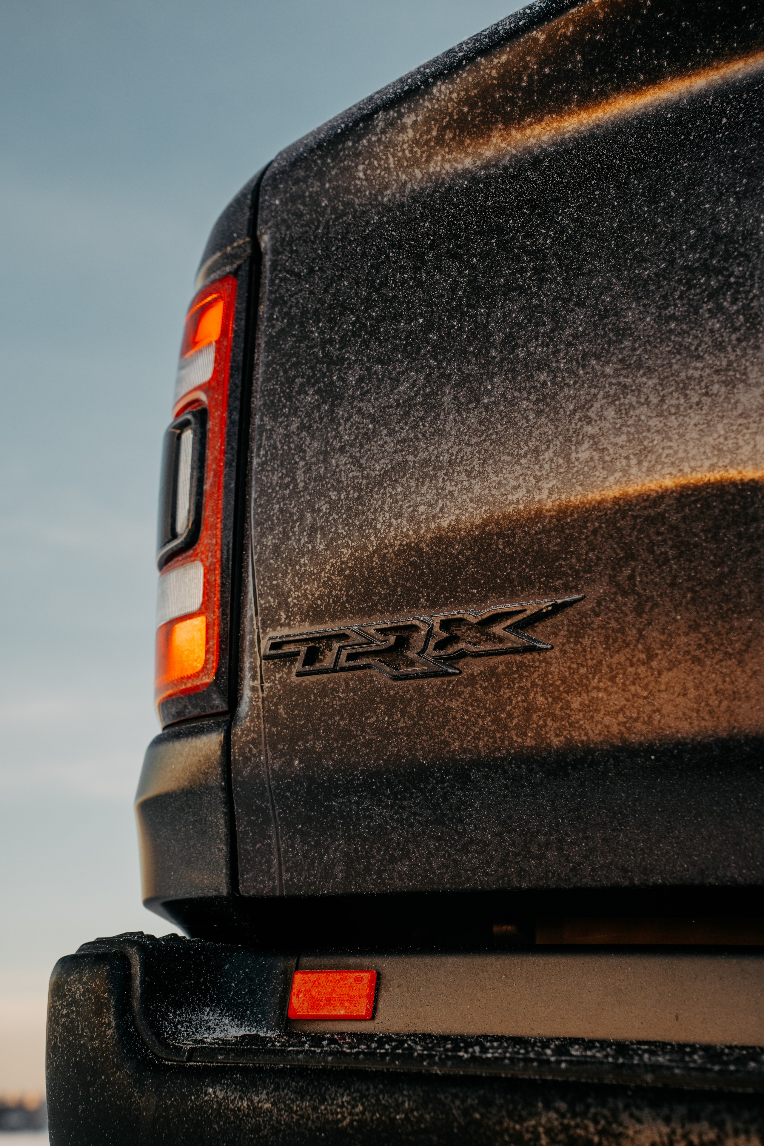 Ram Rebel TRX. Фотограф, видеограф и пилот дрона на Байкале
