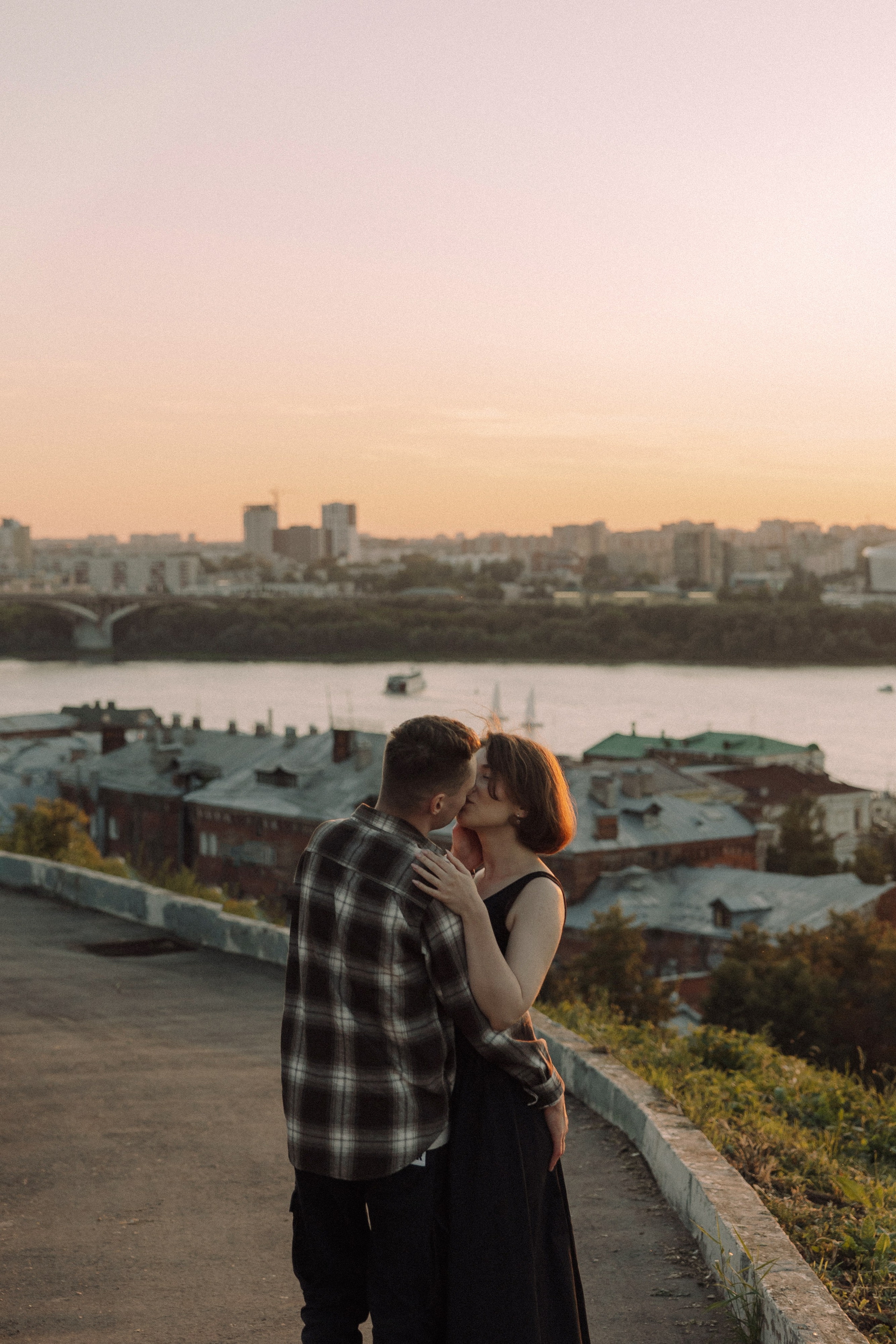 Любить в уютных двориках Нижнего ❤️. Свадебный фотограф в Нижнем Новгороде Генеральская Ира