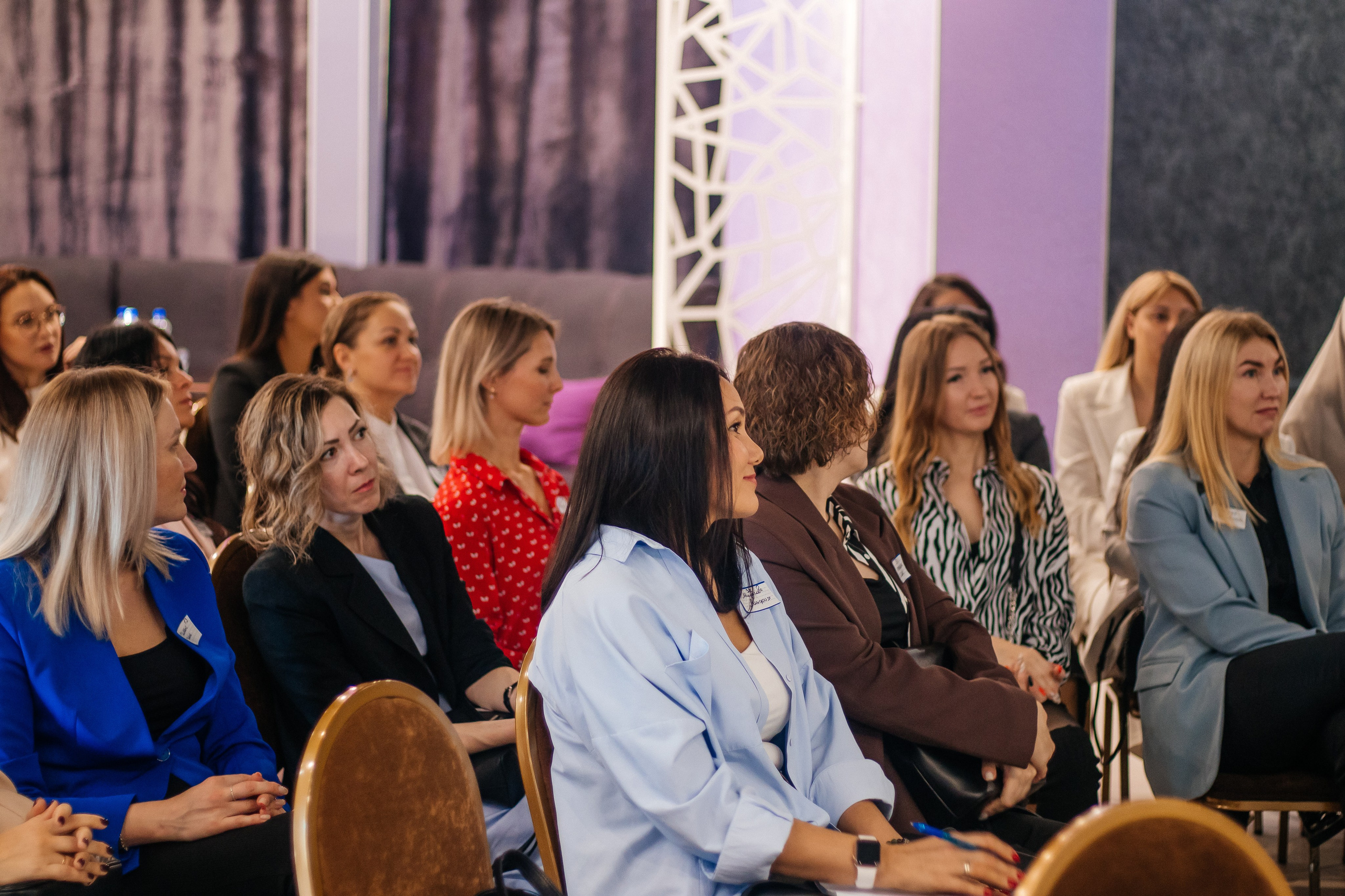 Женский форум «Цена успеха» Нижневартовск 17.09.2023. Свадебный и семейный фотограф в Нижневартовске Татьяна Мартынова