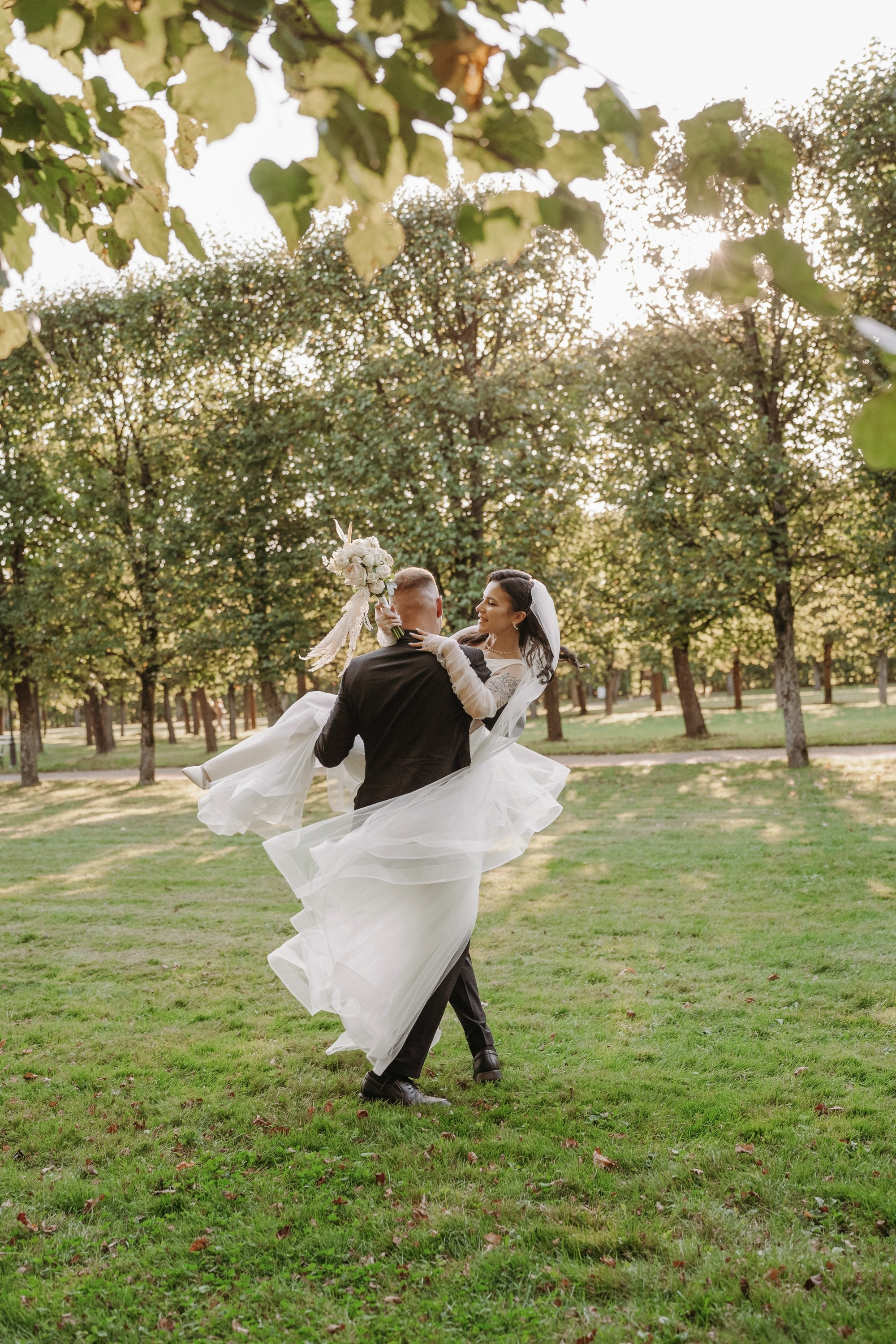 Свадьба в усадьбе Архангельское. Свадебный и семейный фотограф в Москве Светлана Зоткина