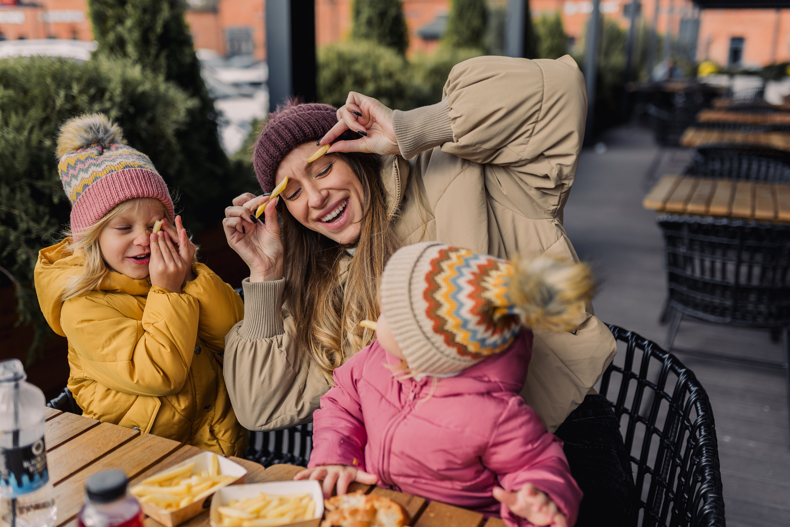 Прогулочная фотосессия в городе в стиле Lifestyle. Контент-фотограф в Москве Хныкина Лена