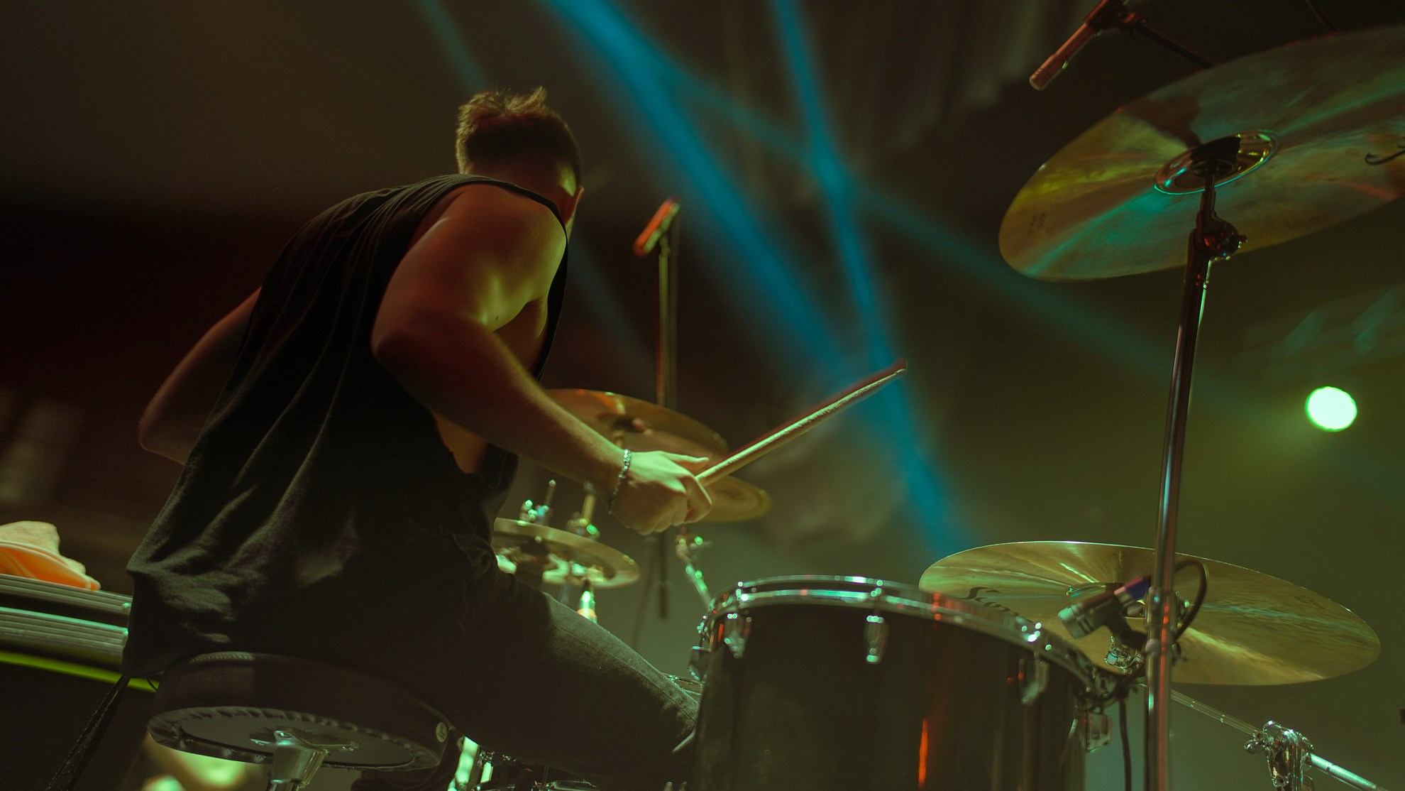 reportage shooting, concert photo, drummer in concert