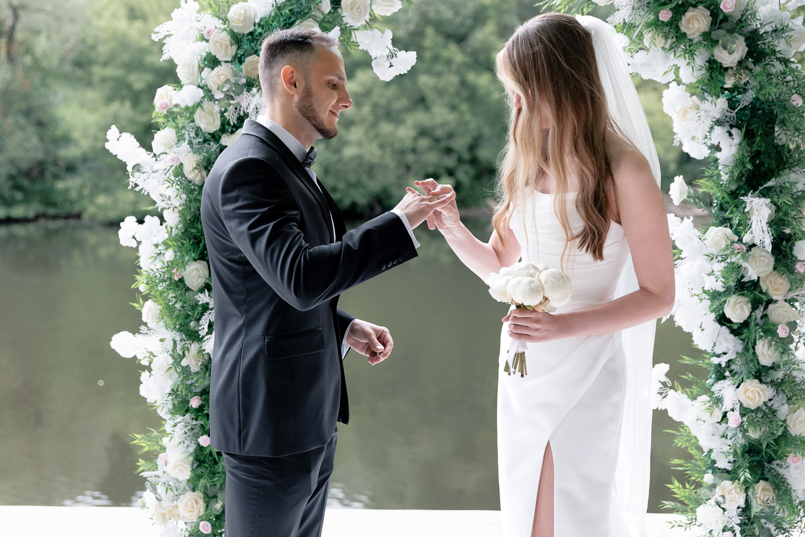 Анонс свадебных фотографий Сергея и Александры. Свадебный фотограф Домодедово Москва Катерина Алехина