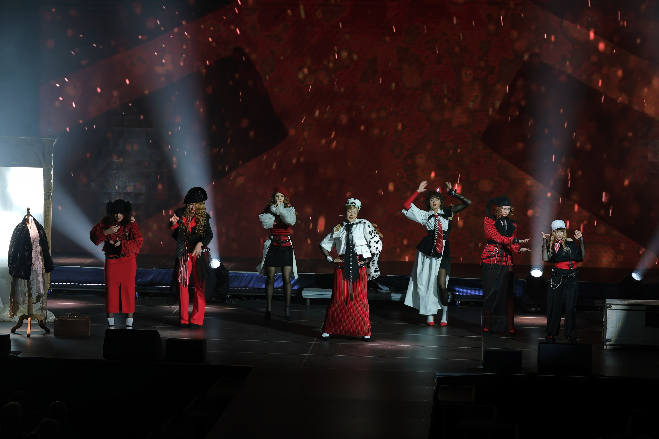 Подиумный спектакль «Стиль Надежды». Добро пожаловать в студию «Цифровой скульптор»  где искусство встречается с технологиями!