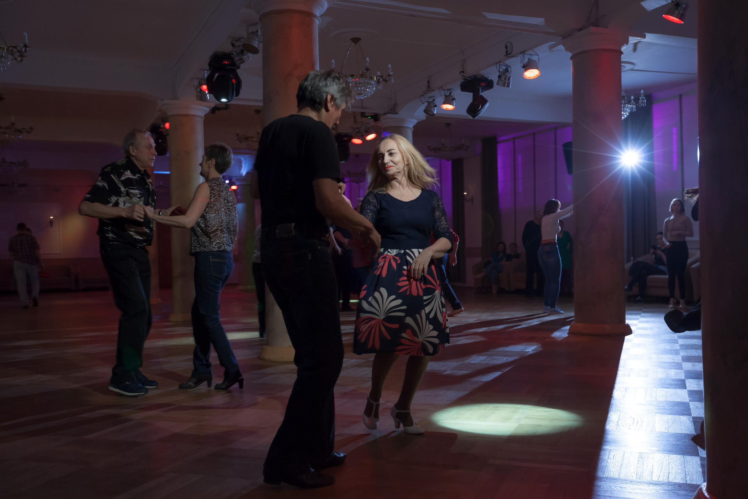 Вечер бачаты. Семейный и предметный фотограф Мария Львова Санкт-Петербург flitphoto