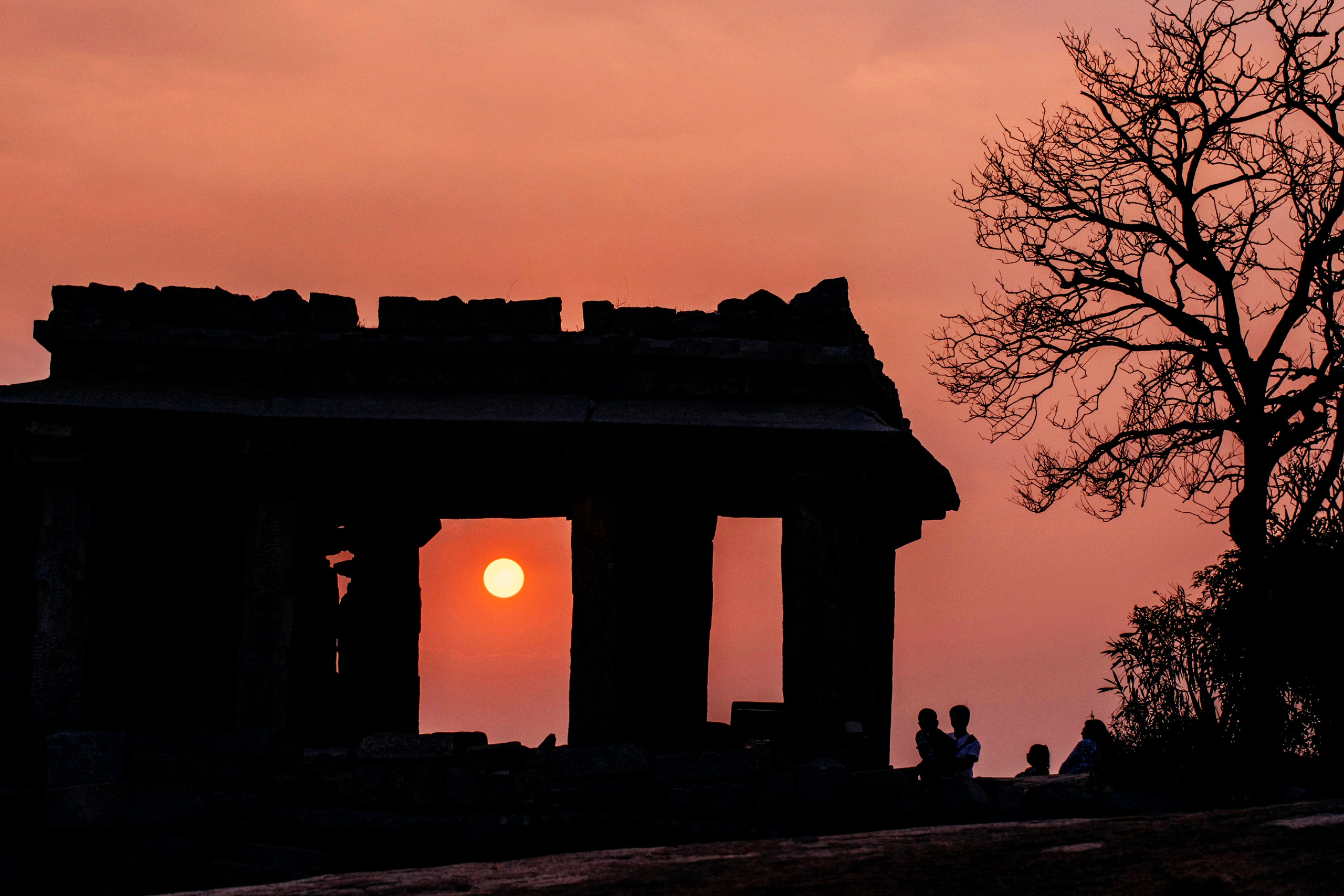 Hampi street. Iraogo