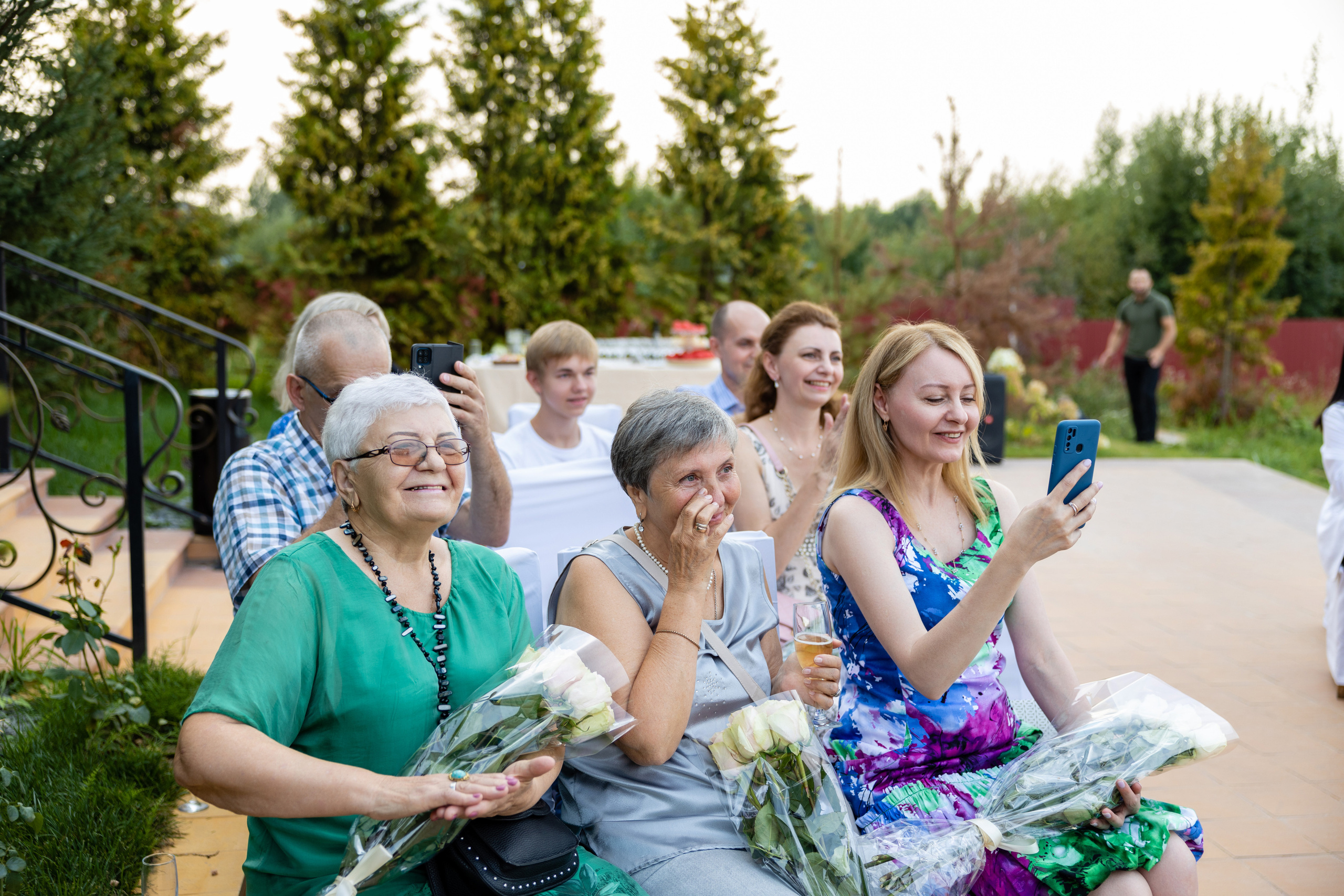 Празднование свадьбы в X-land парке. Репортажный и студийный фотограф в Москве — Софи