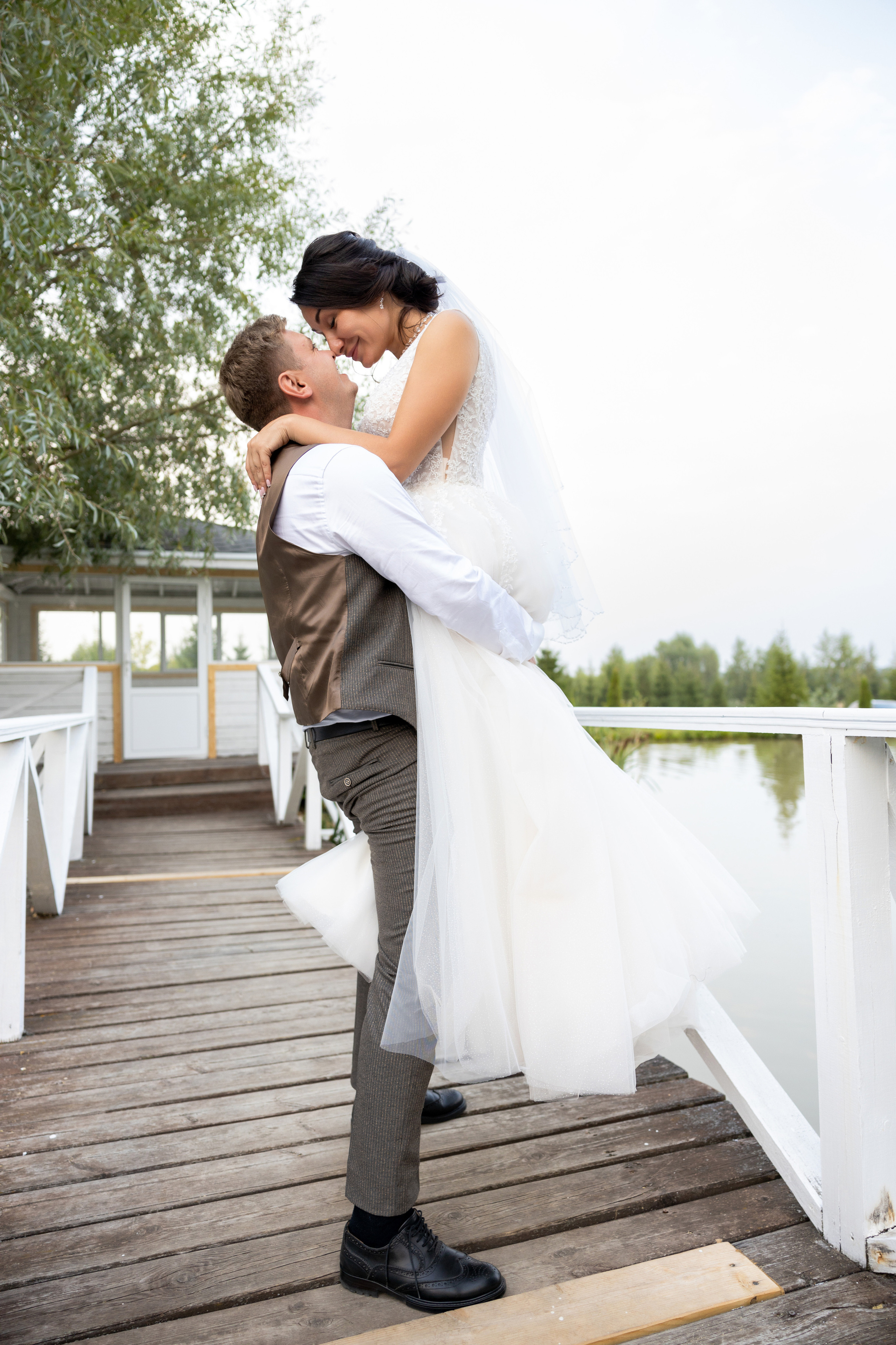 Празднование свадьбы в X-land парке. Репортажный и студийный фотограф в Москве — Софи