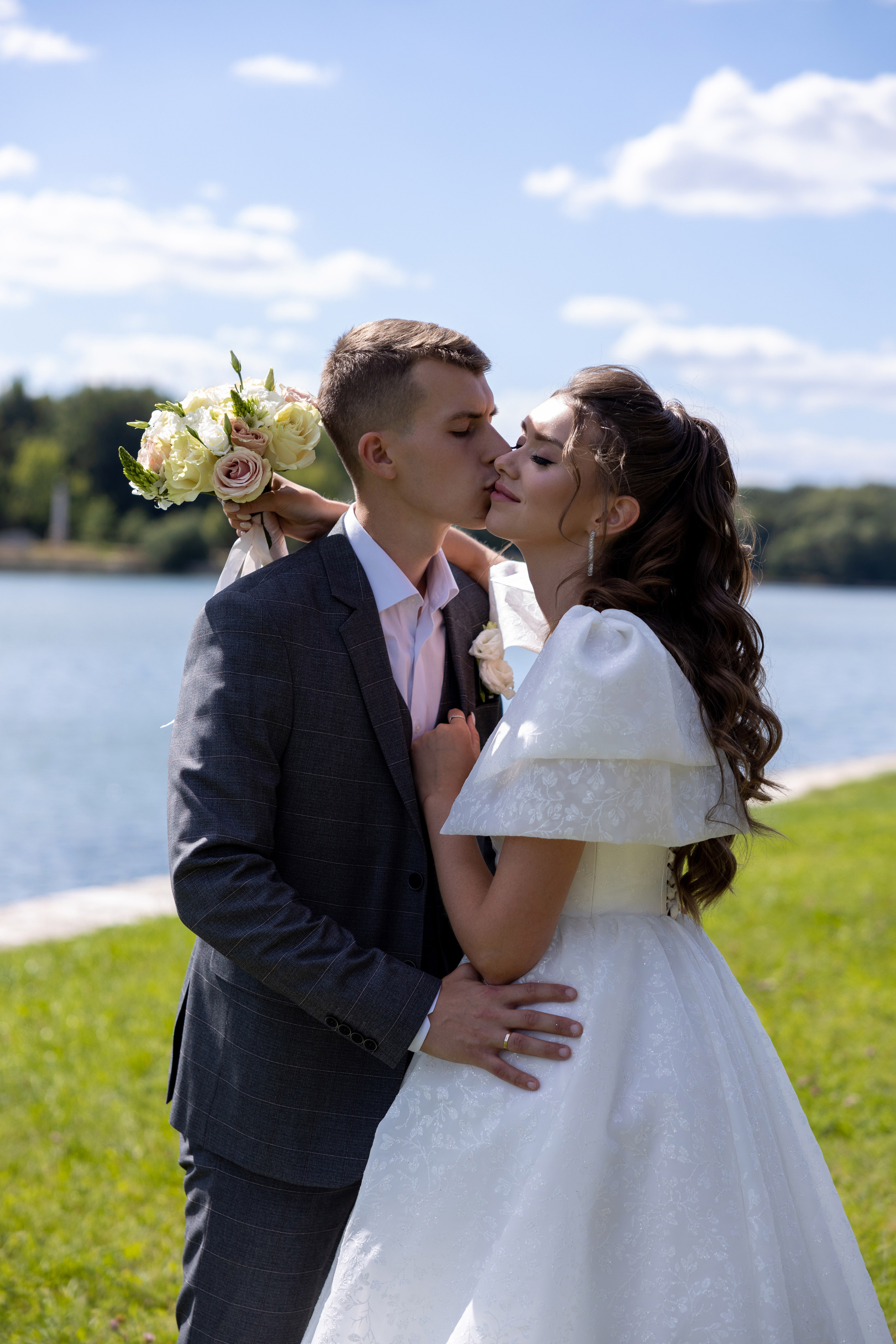 Виктория и Роман. Таганский ЗАГС. Репортажный и студийный фотограф в Москве — Софи