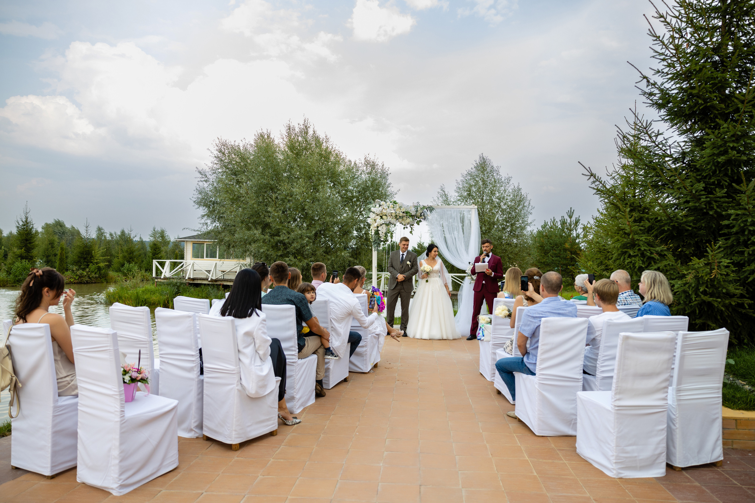 Празднование свадьбы в X-land парке. Репортажный и студийный фотограф в Москве — Софи