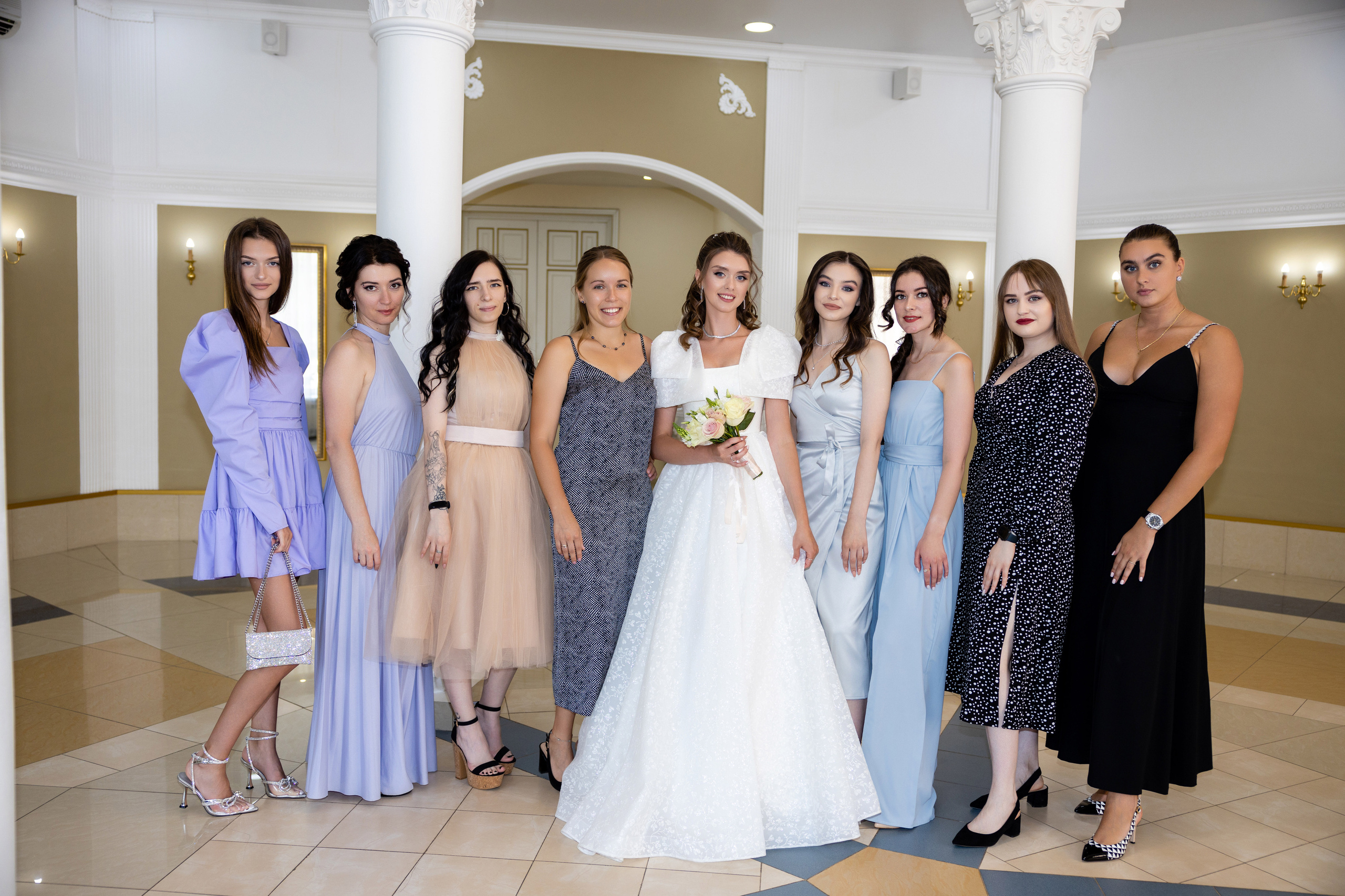 Виктория и Роман. Таганский ЗАГС. Репортажный и студийный фотограф в Москве — Софи