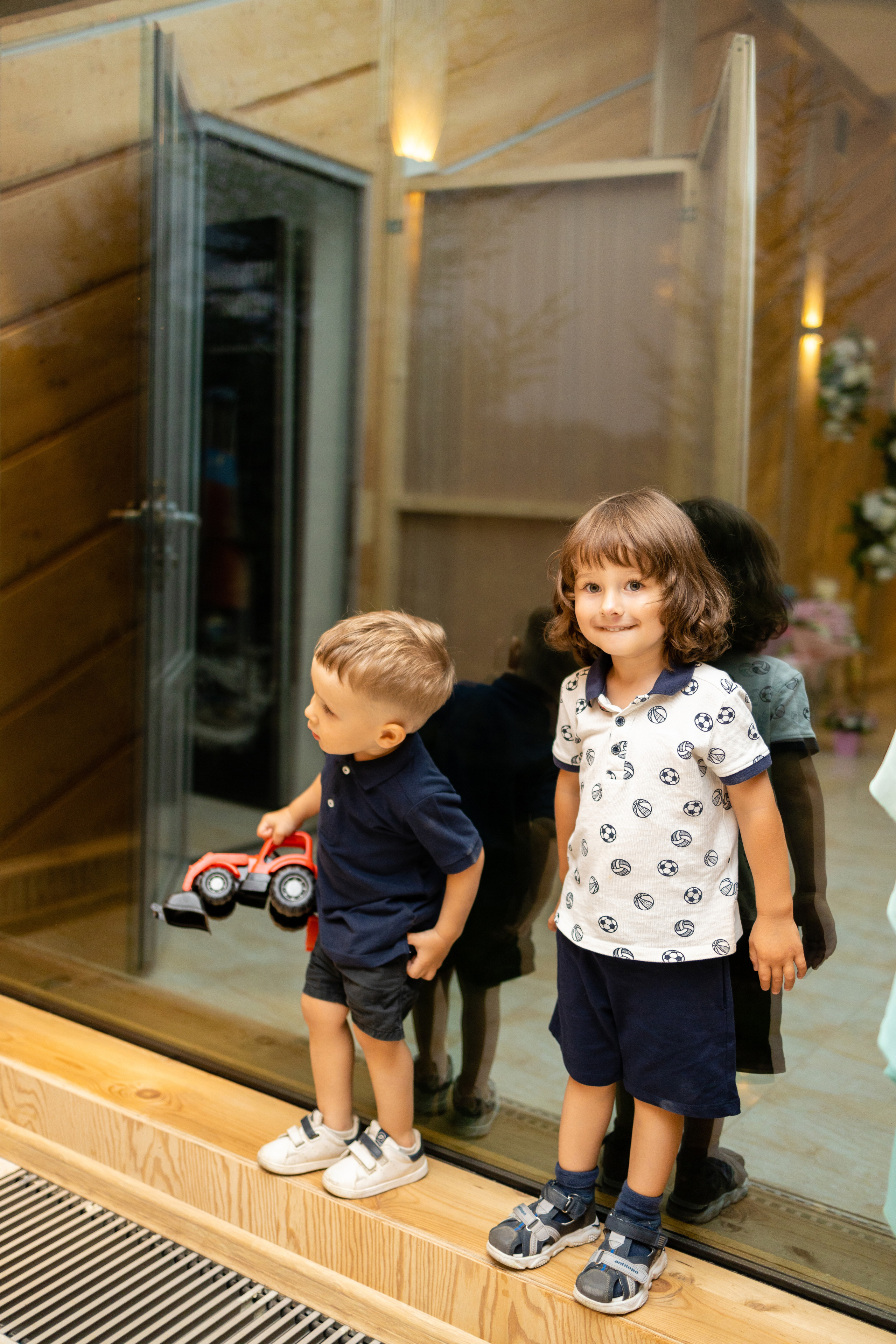 Празднование свадьбы в X-land парке. Репортажный и студийный фотограф в Москве — Софи