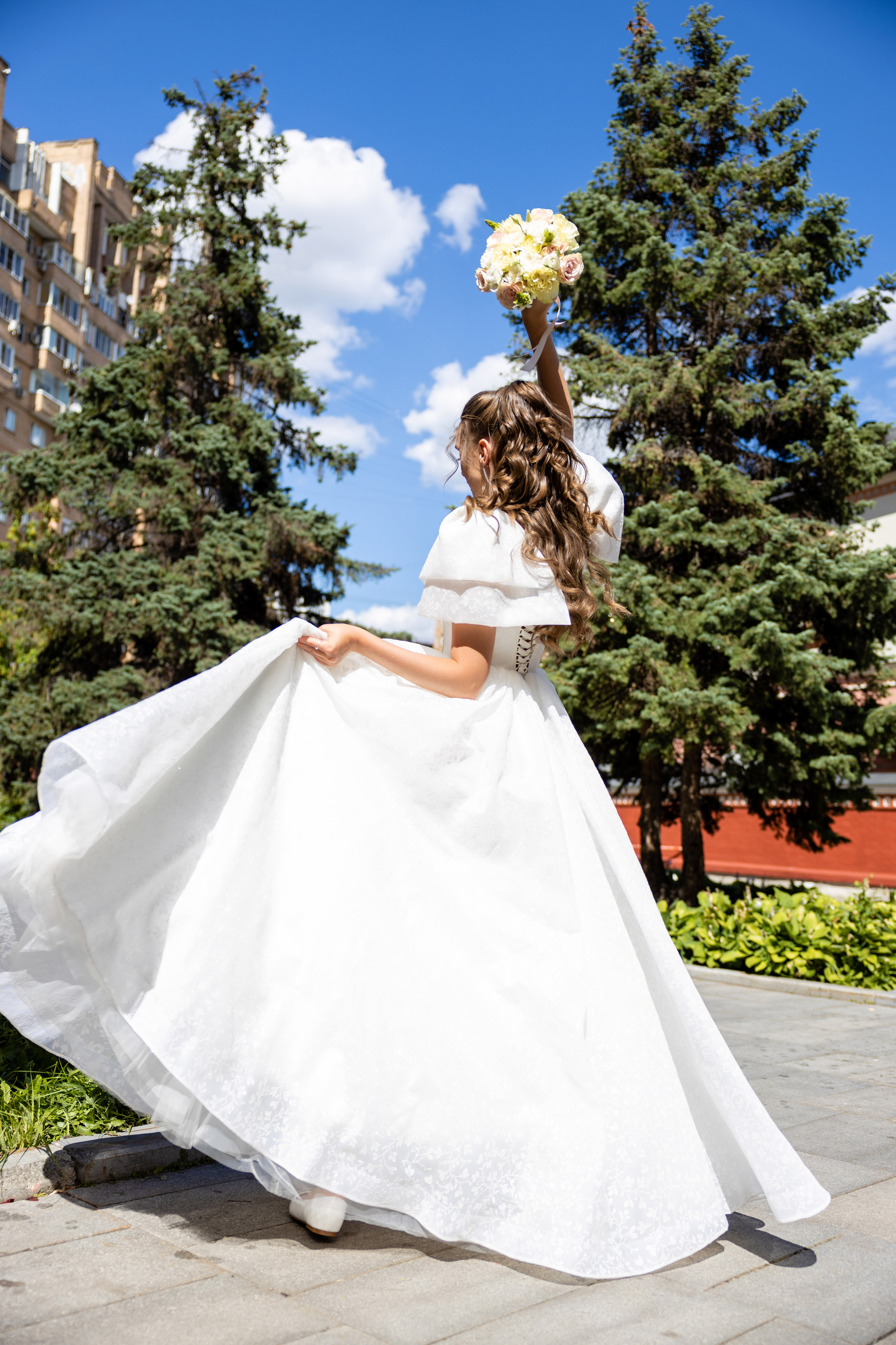 Виктория и Роман. Таганский ЗАГС. Репортажный и студийный фотограф в Москве — Софи