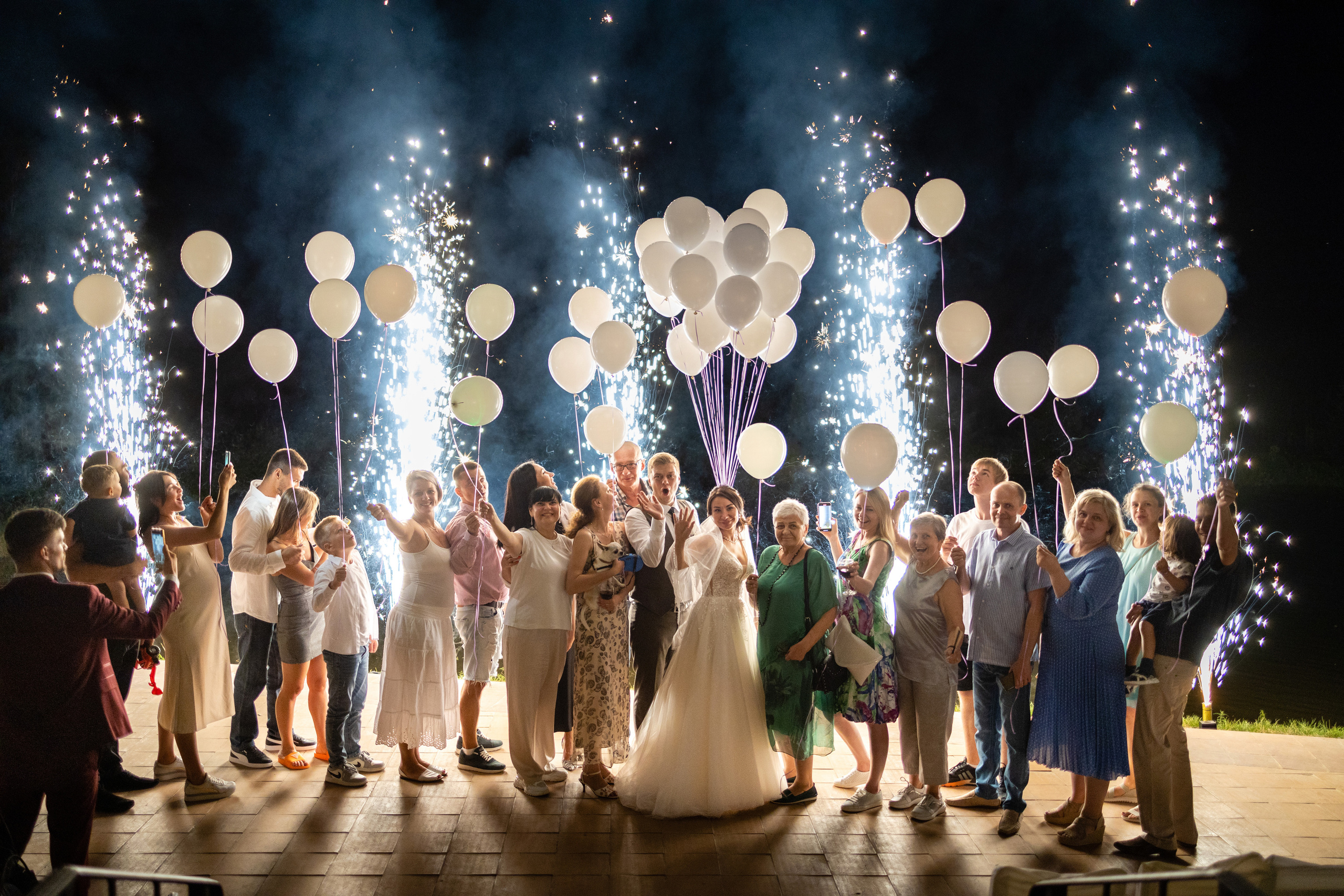 Празднование свадьбы в X-land парке. Репортажный и студийный фотограф в Москве — Софи