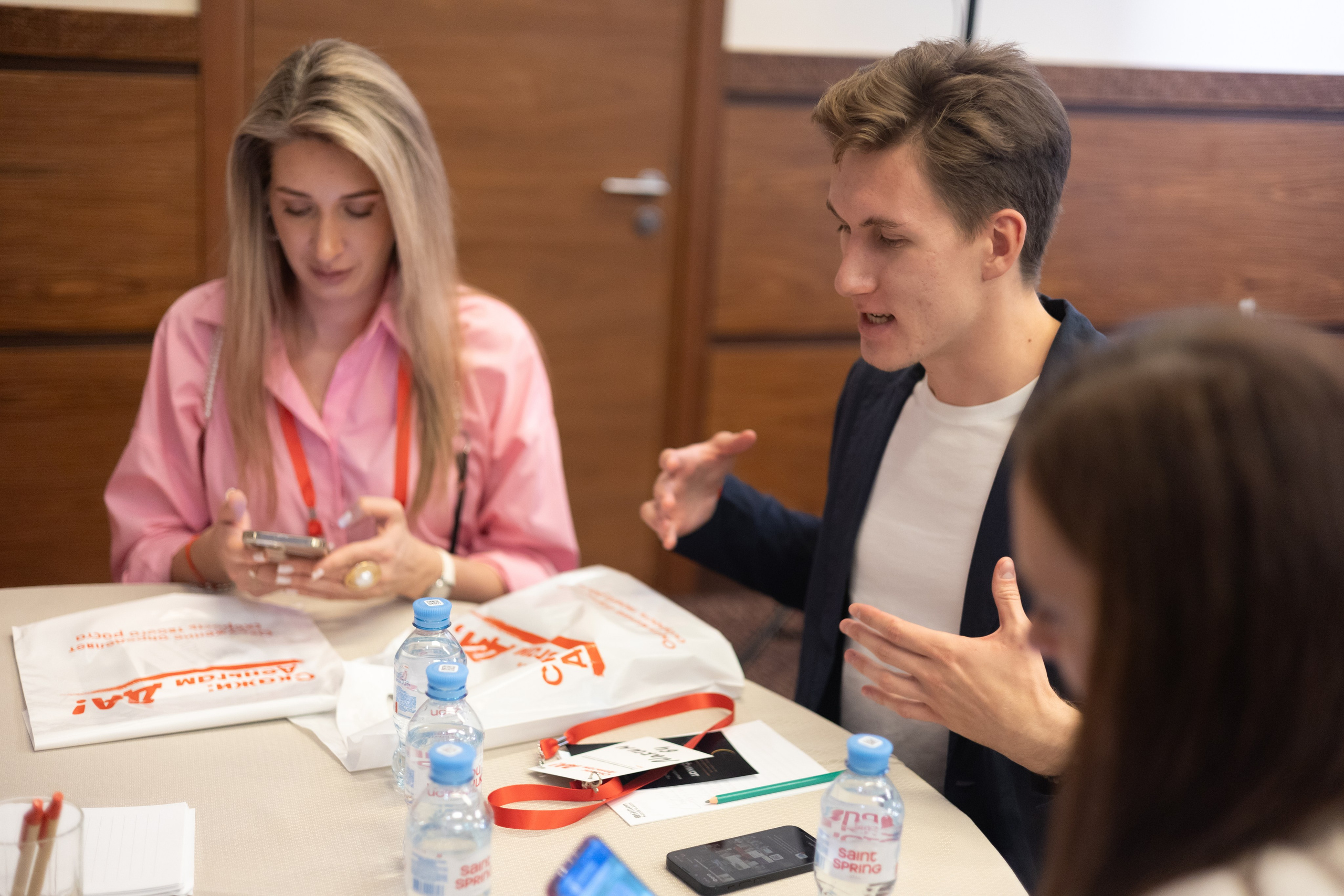 «СКАЖИ ДЕНЬГАМ ДА». Фотограф Красноярск съемки лавстори, фотосессия в студии, портретная съемка, творческие фотосессии