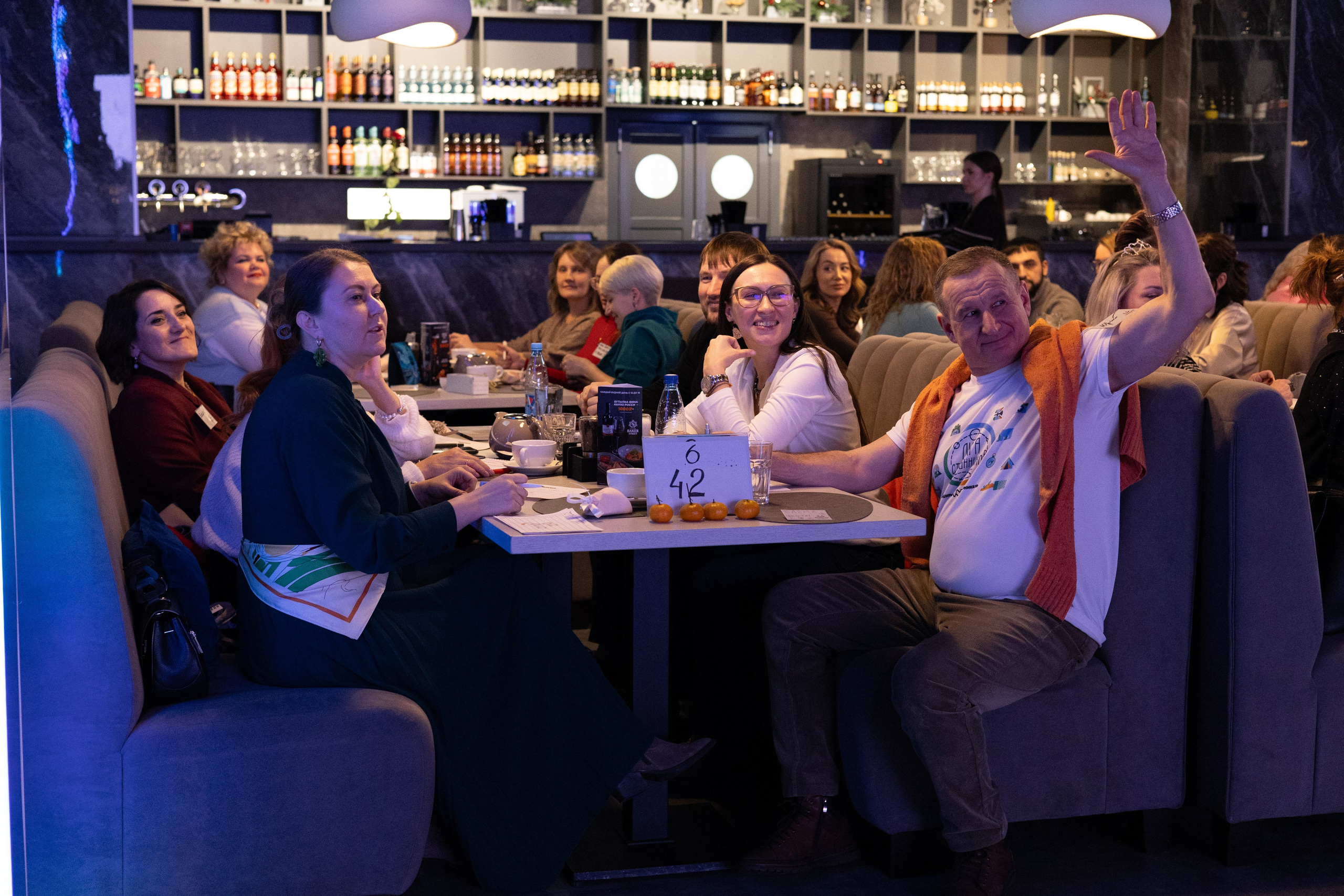 13ая BIZ QUIZ: деловая игра | Красноярск. Фотограф Красноярск съемки лавстори, фотосессия в студии, портретная съемка, творческие фотосессии