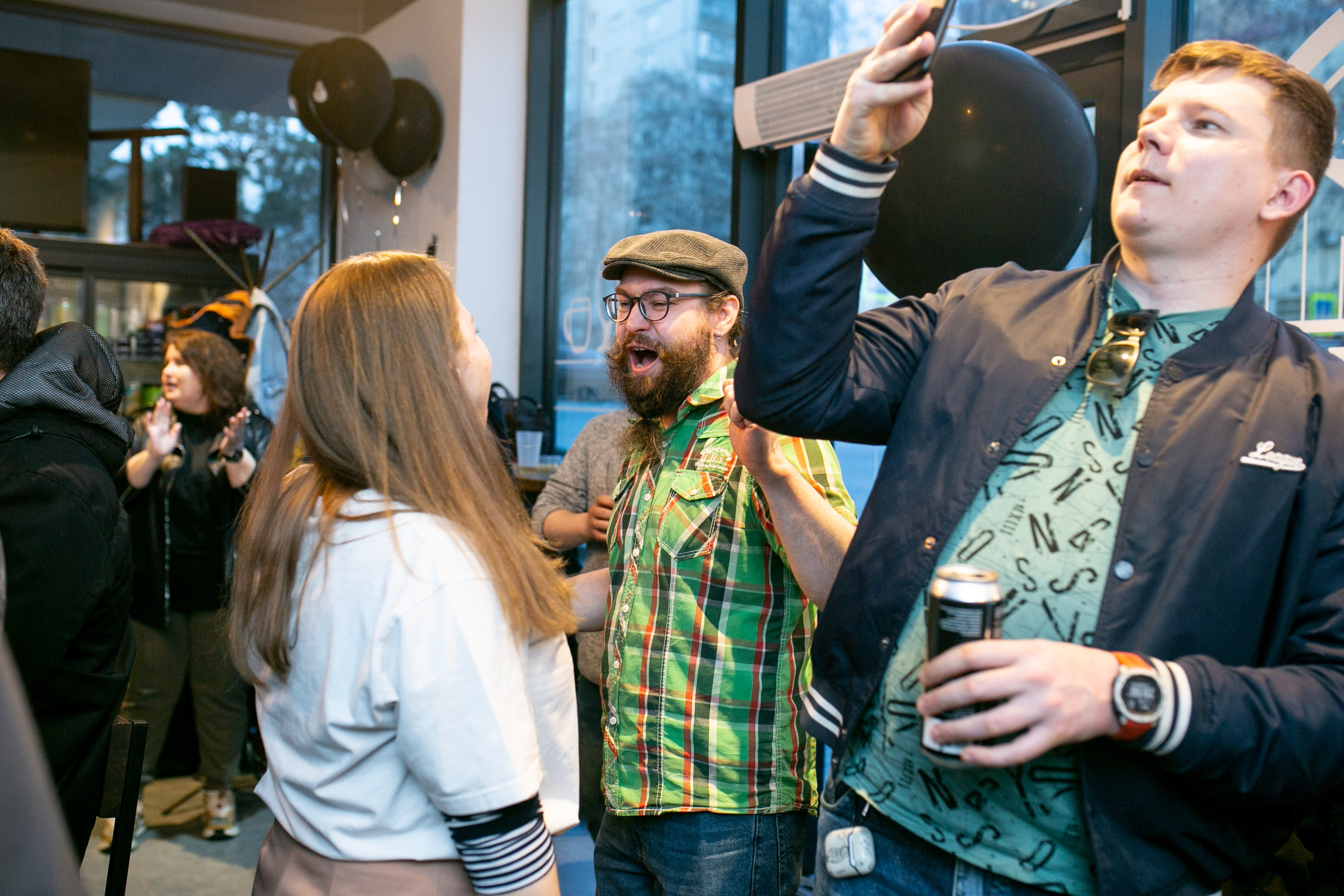 День рождения бара Добрый бондарь. Фотограф в Новосибирске Ася Зверева
