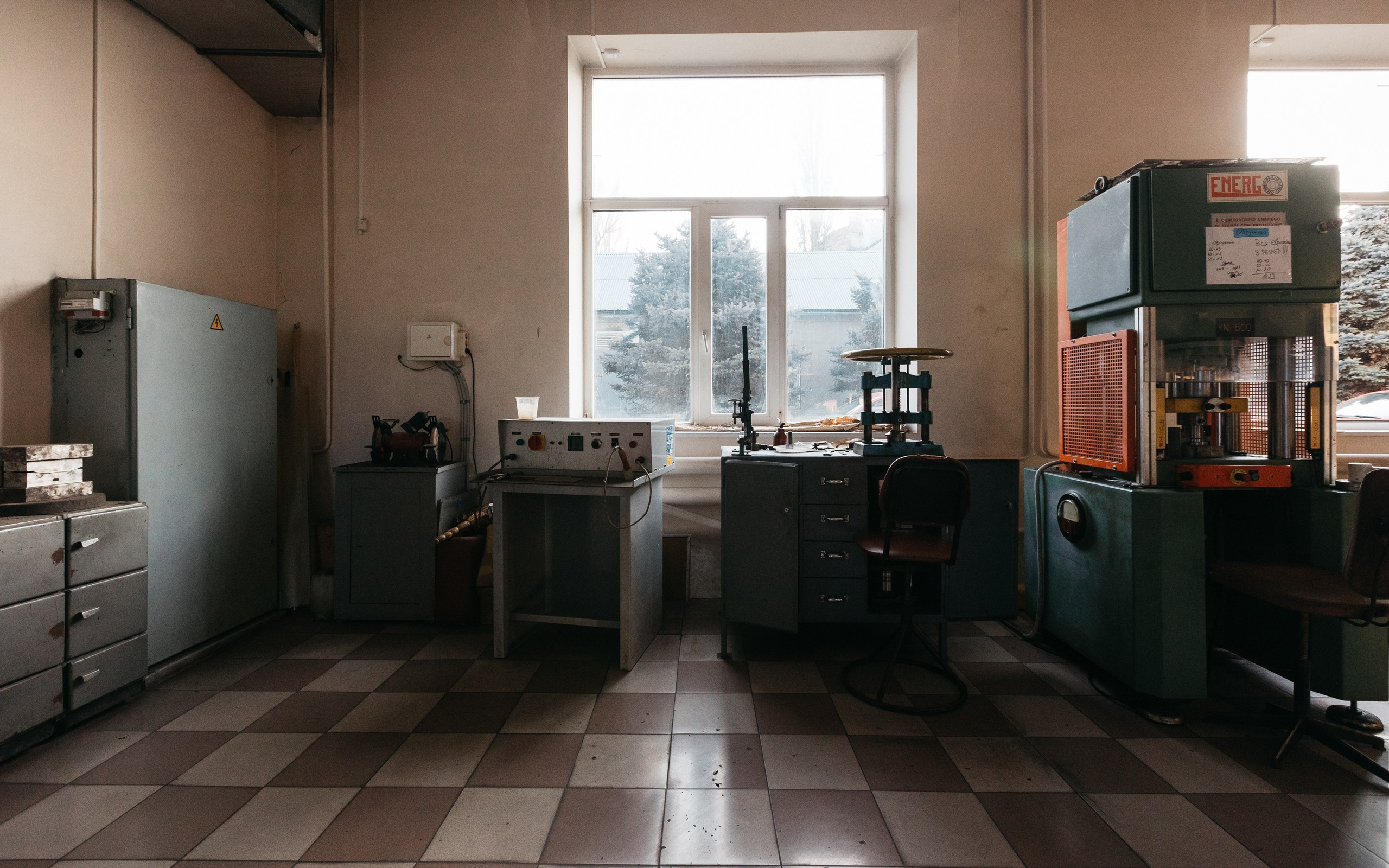 Промышленный репортаж ювелирного производства. Фотограф Олег Сотник