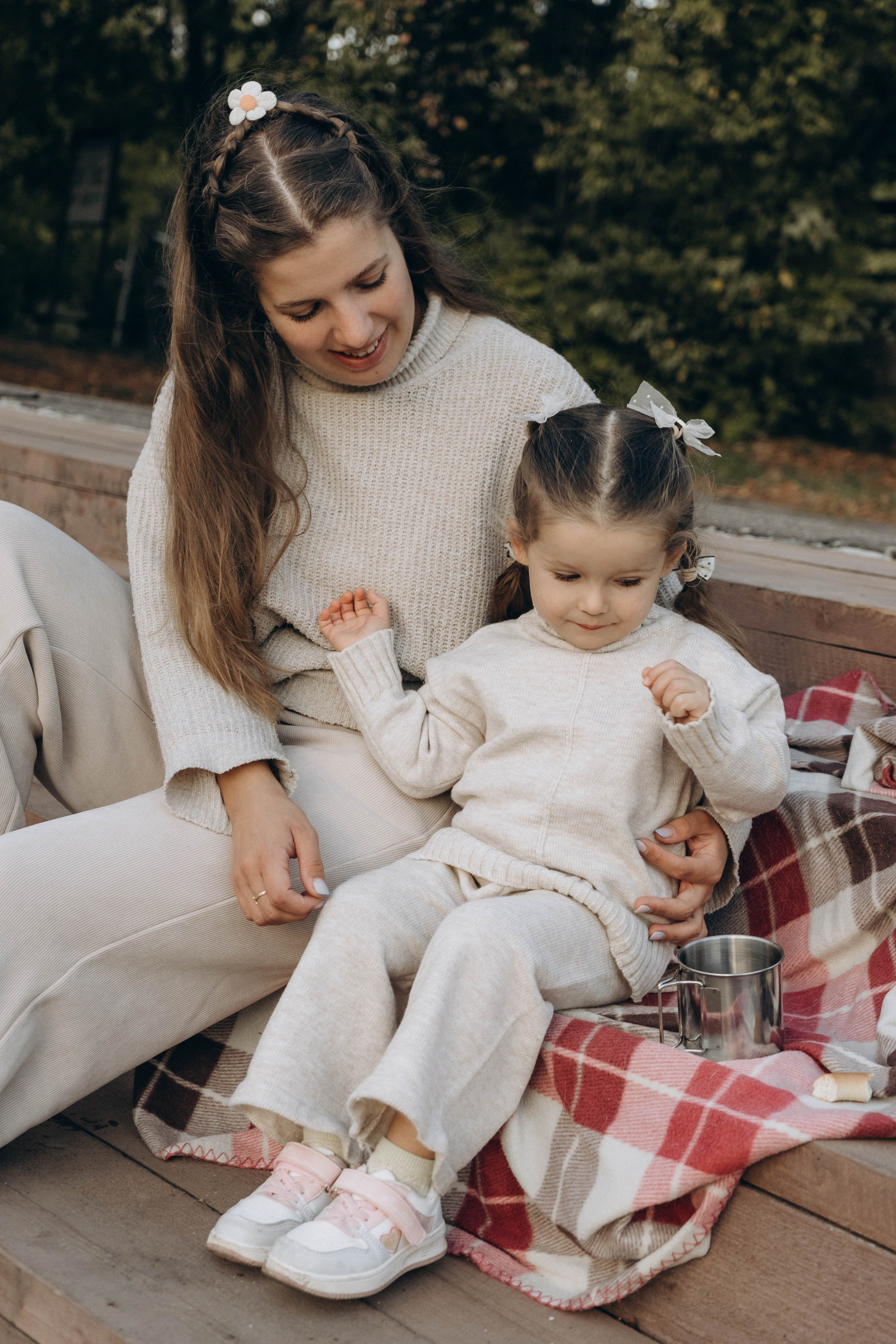 Юля и Алина