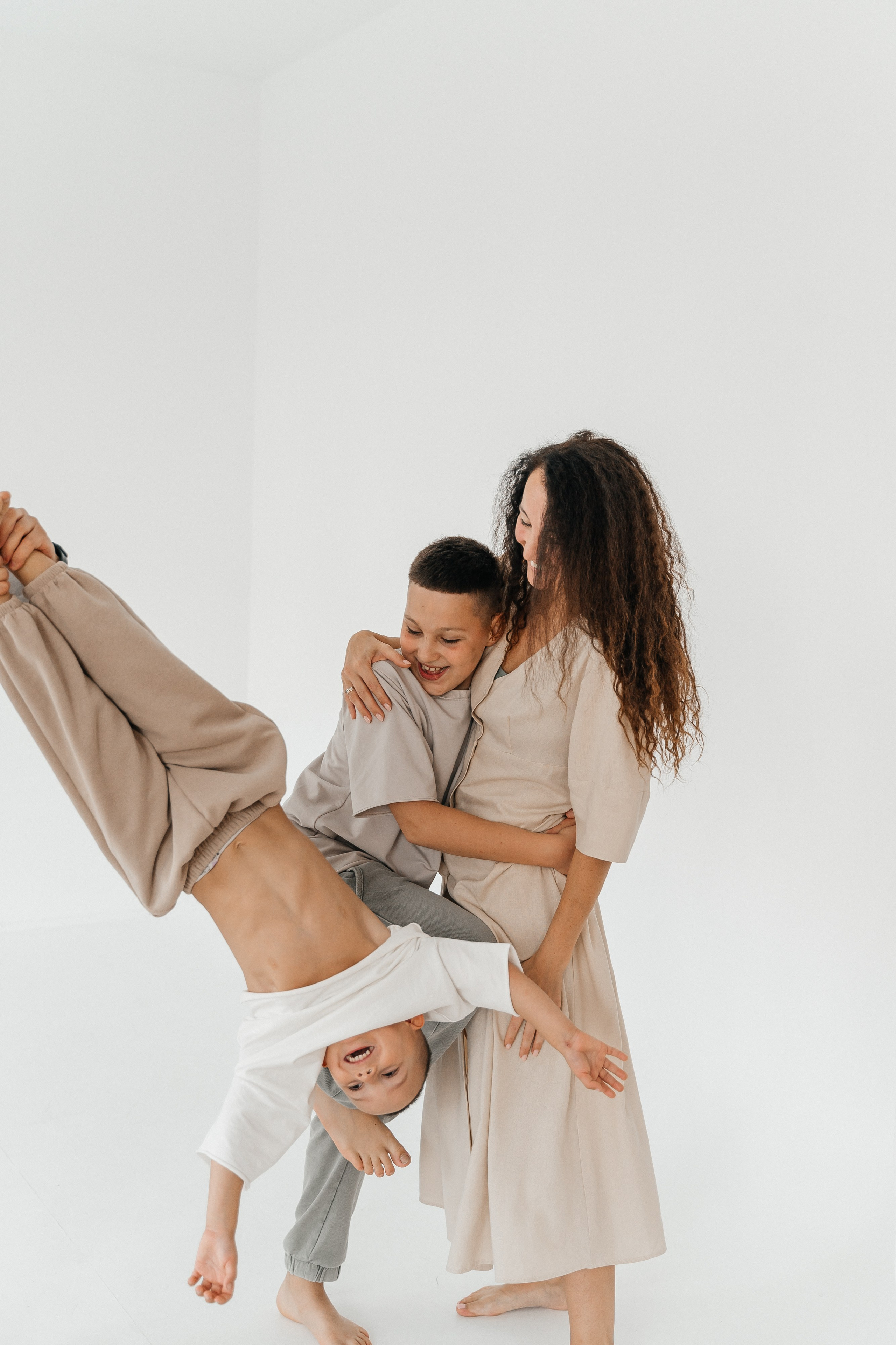 Илья, Вера, Сёма и Дима. Волик Мария