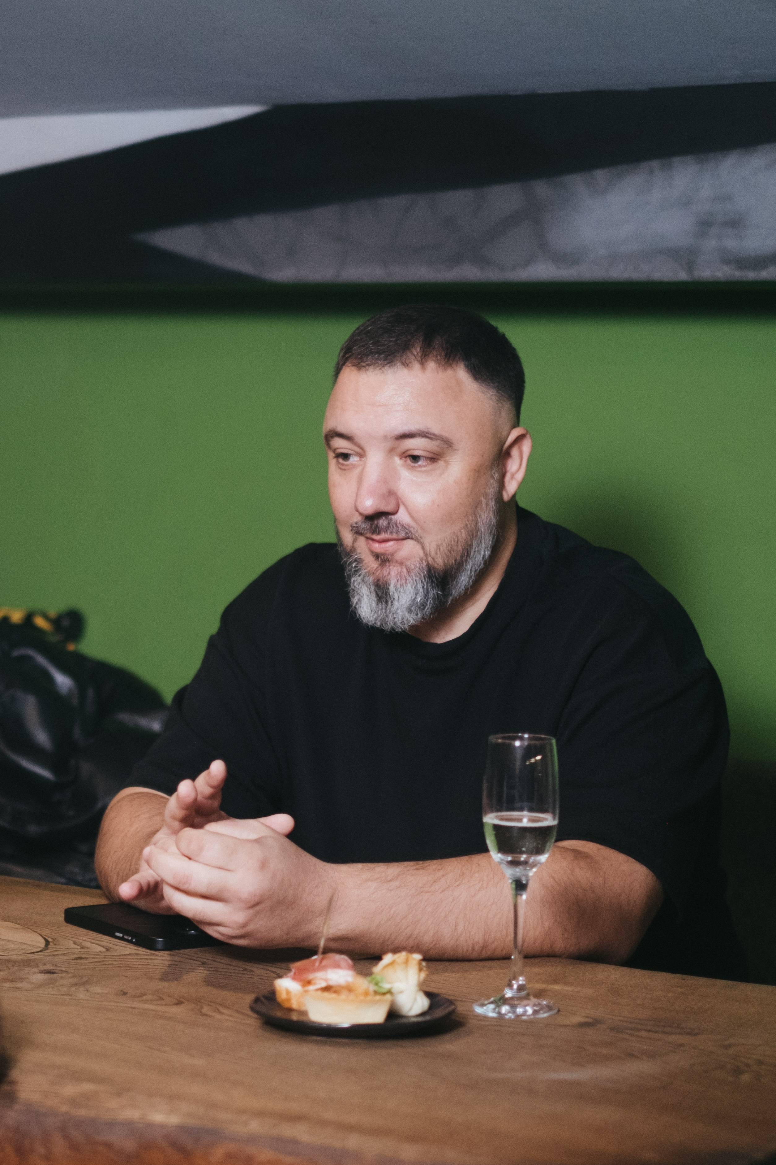 День рождения кальяной NUASMOKE 11 лет. Свадебный и репортажной фотограф Денис Ожигин в Краснодаре и Краснодарском крае