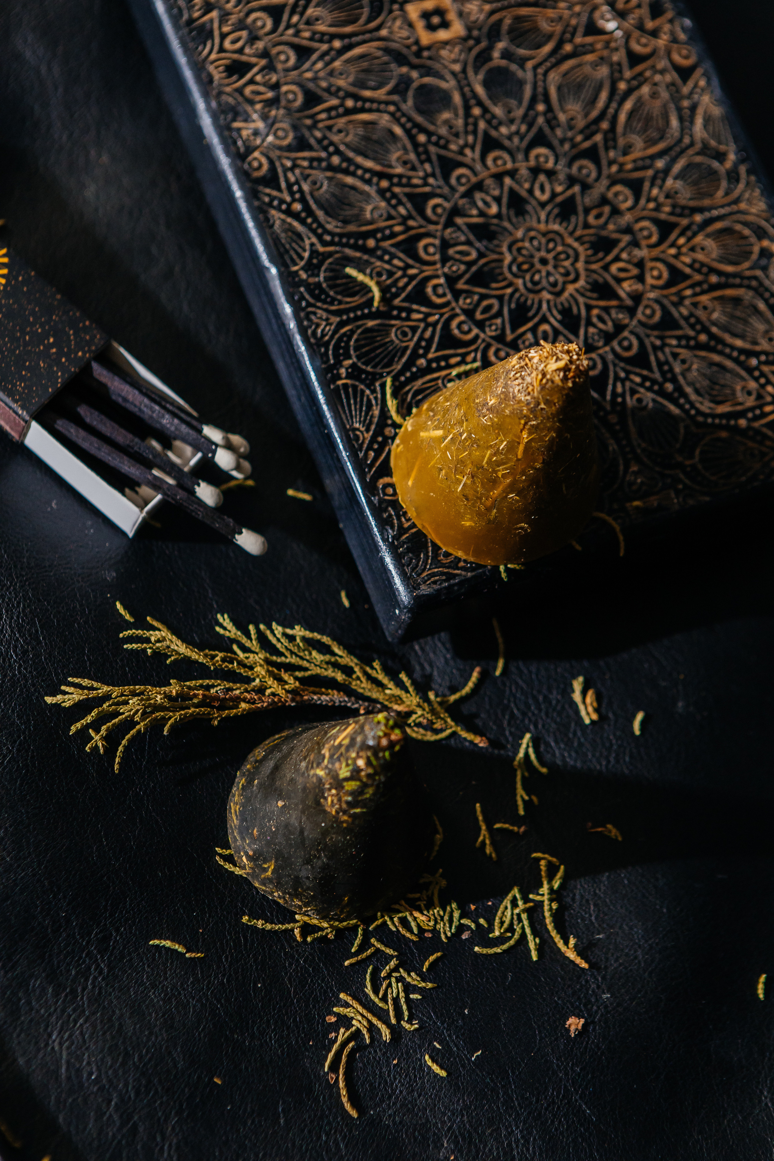 Свечи, предметная съёмка на Озон. Контент-фотограф в Абакане Наталья Нагибина