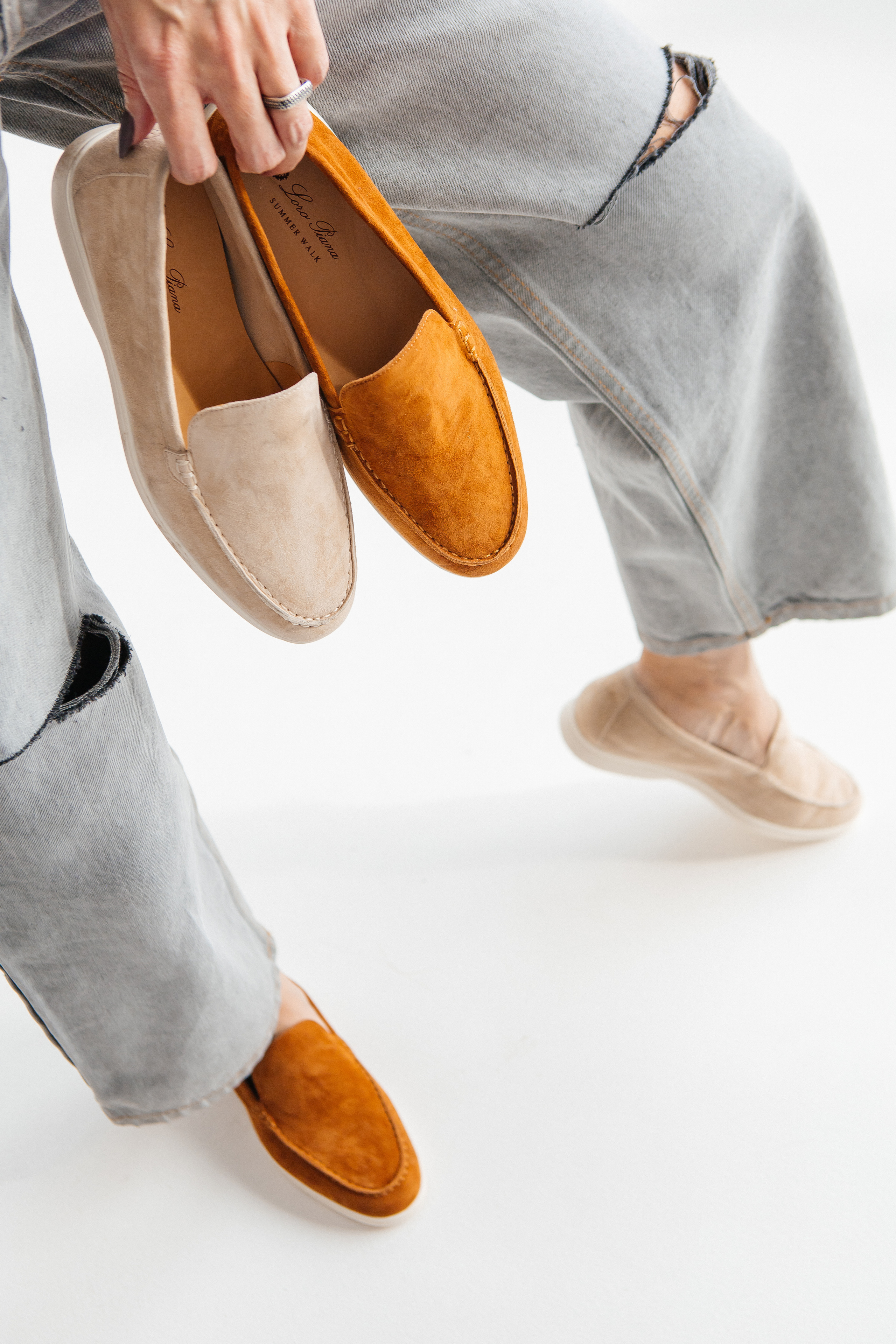 Контент-съёмка для магазина обуви Calipso. Контент-фотограф в Абакане Наталья Нагибина