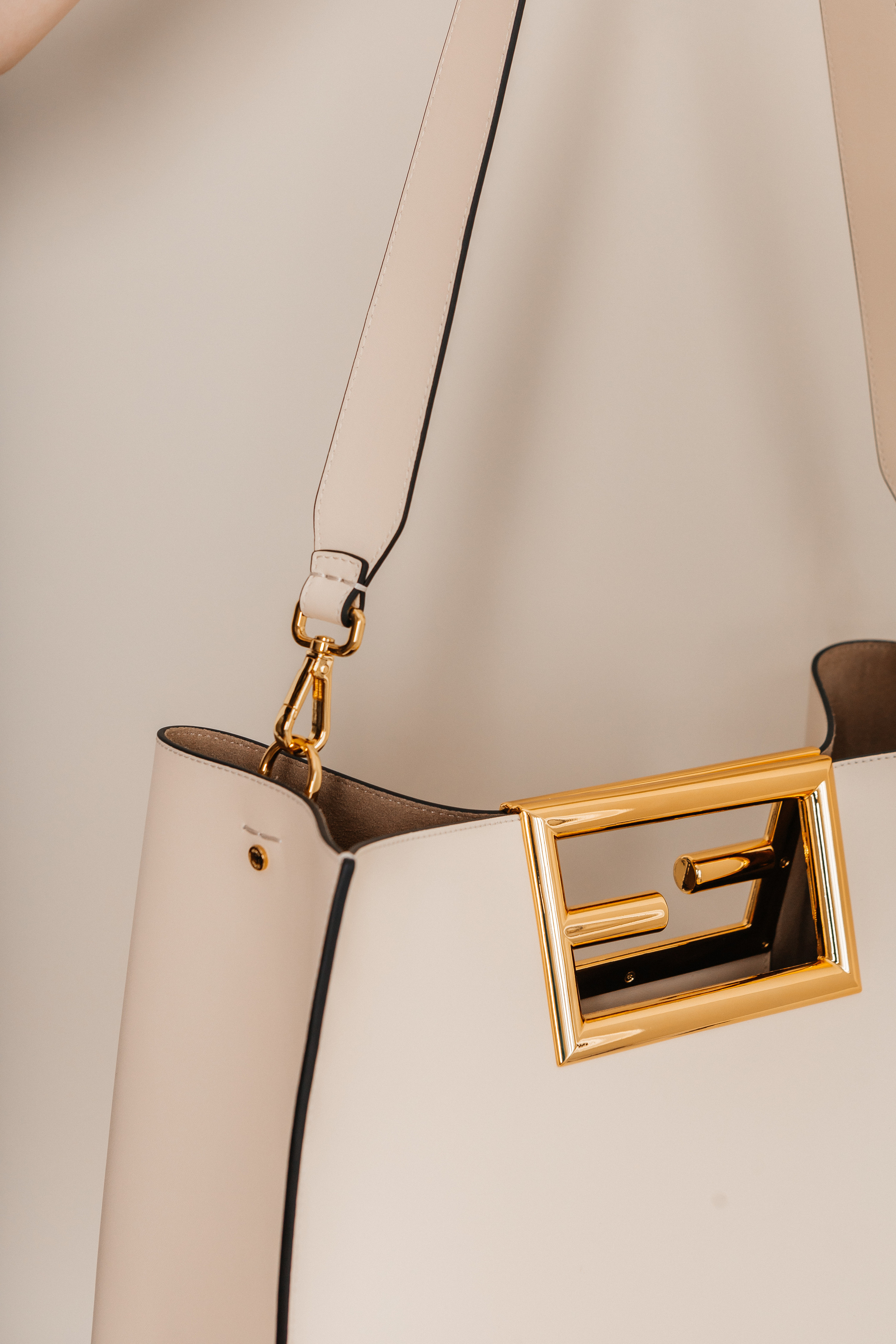 Контент-съёмка для магазина Fashion House. Контент-фотограф в Абакане Наталья Нагибина