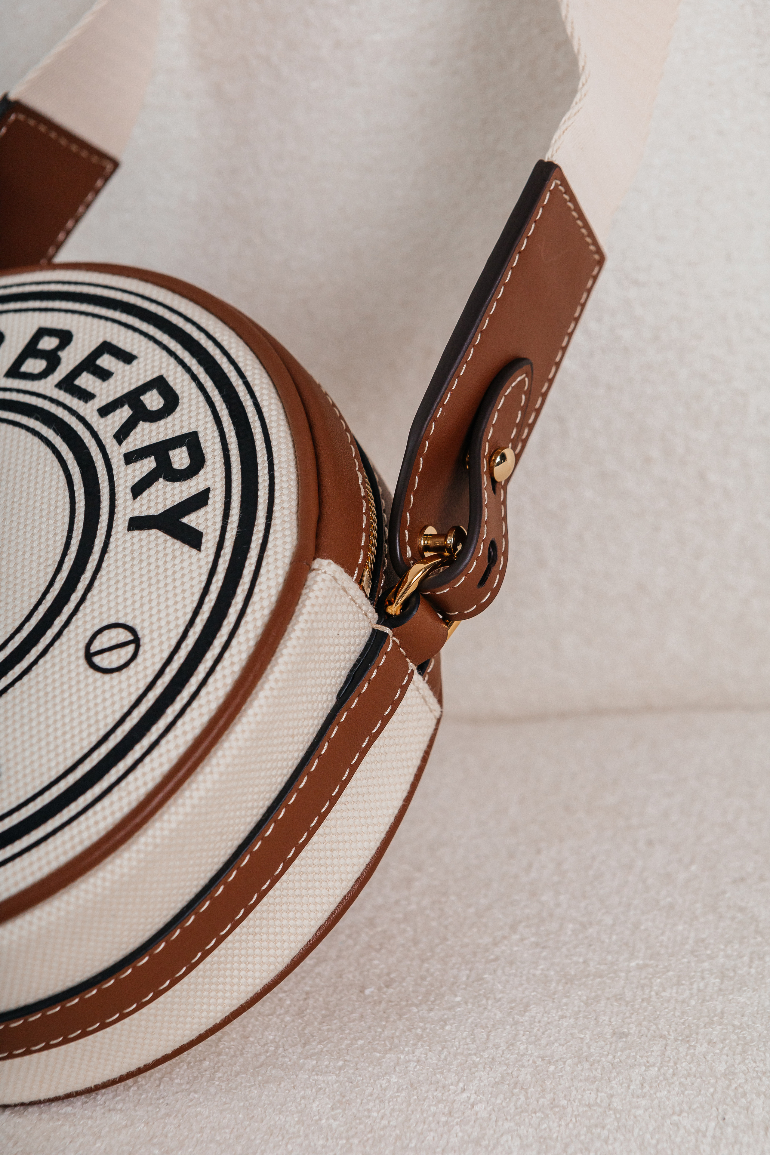 Контент-съёмка для магазина Fashion House. Контент-фотограф в Абакане Наталья Нагибина