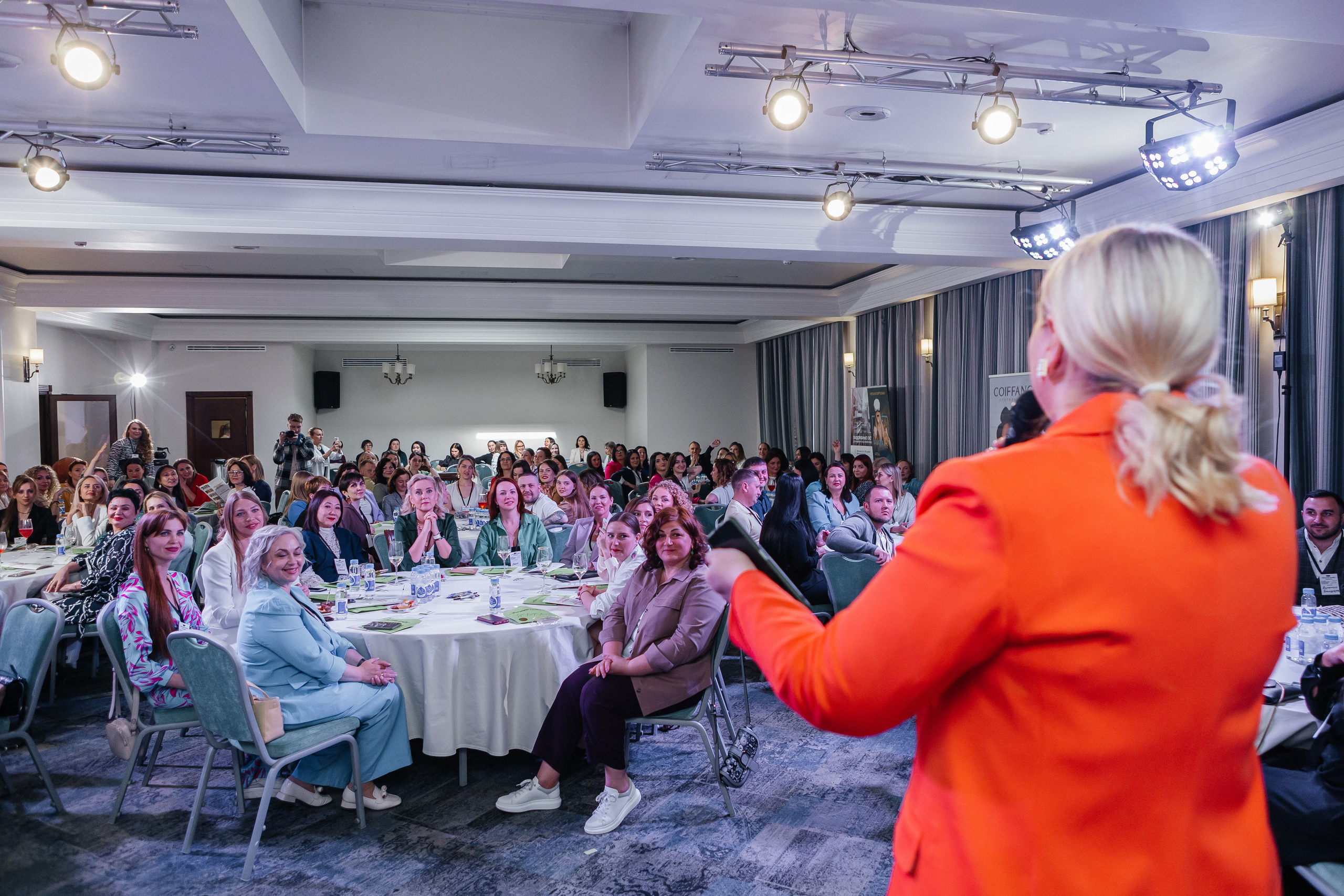 Юбилейный Нетворкинг. Контент-фотограф в Абакане Наталья Нагибина