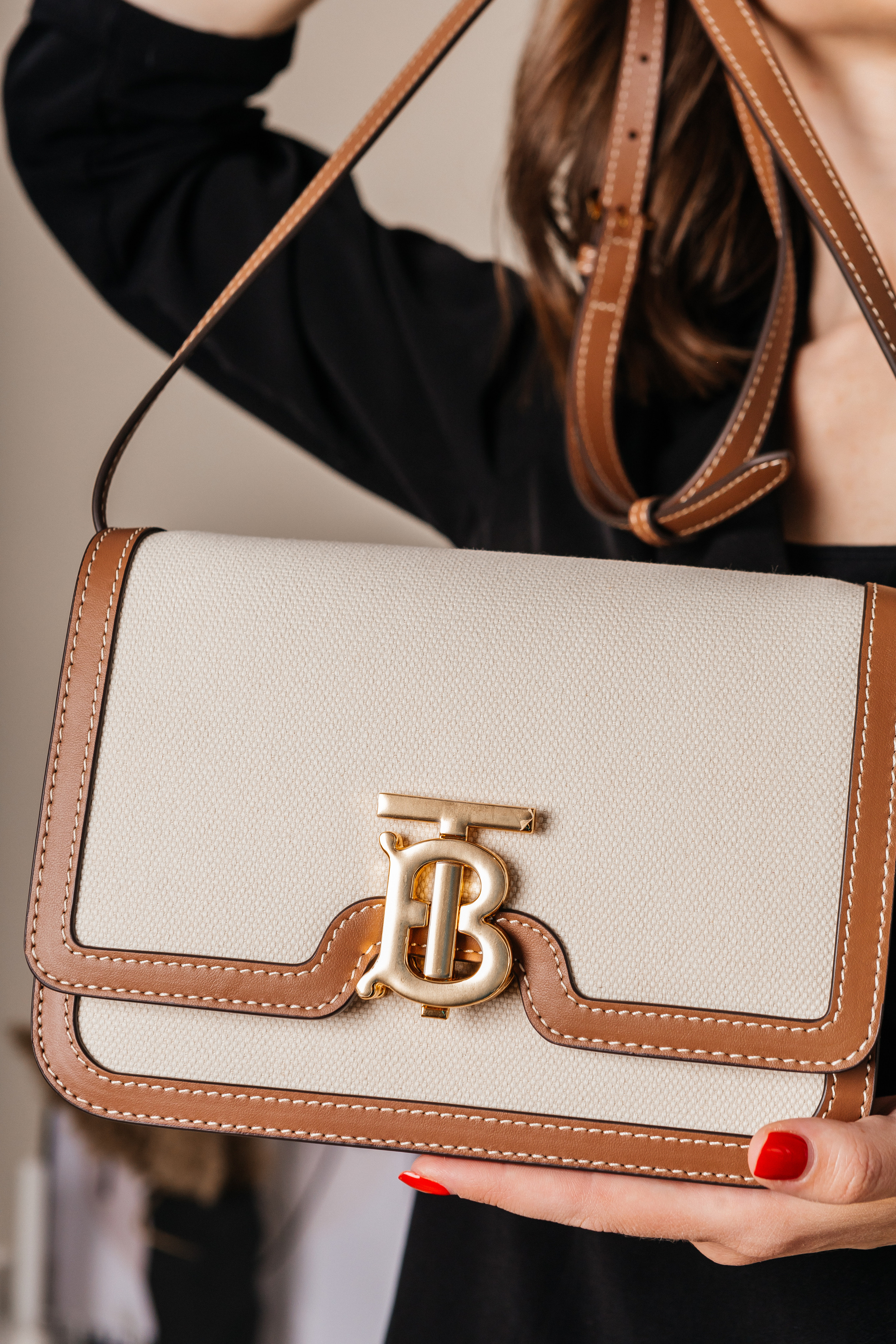 Контент-съёмка для магазина Fashion House. Контент-фотограф в Абакане Наталья Нагибина