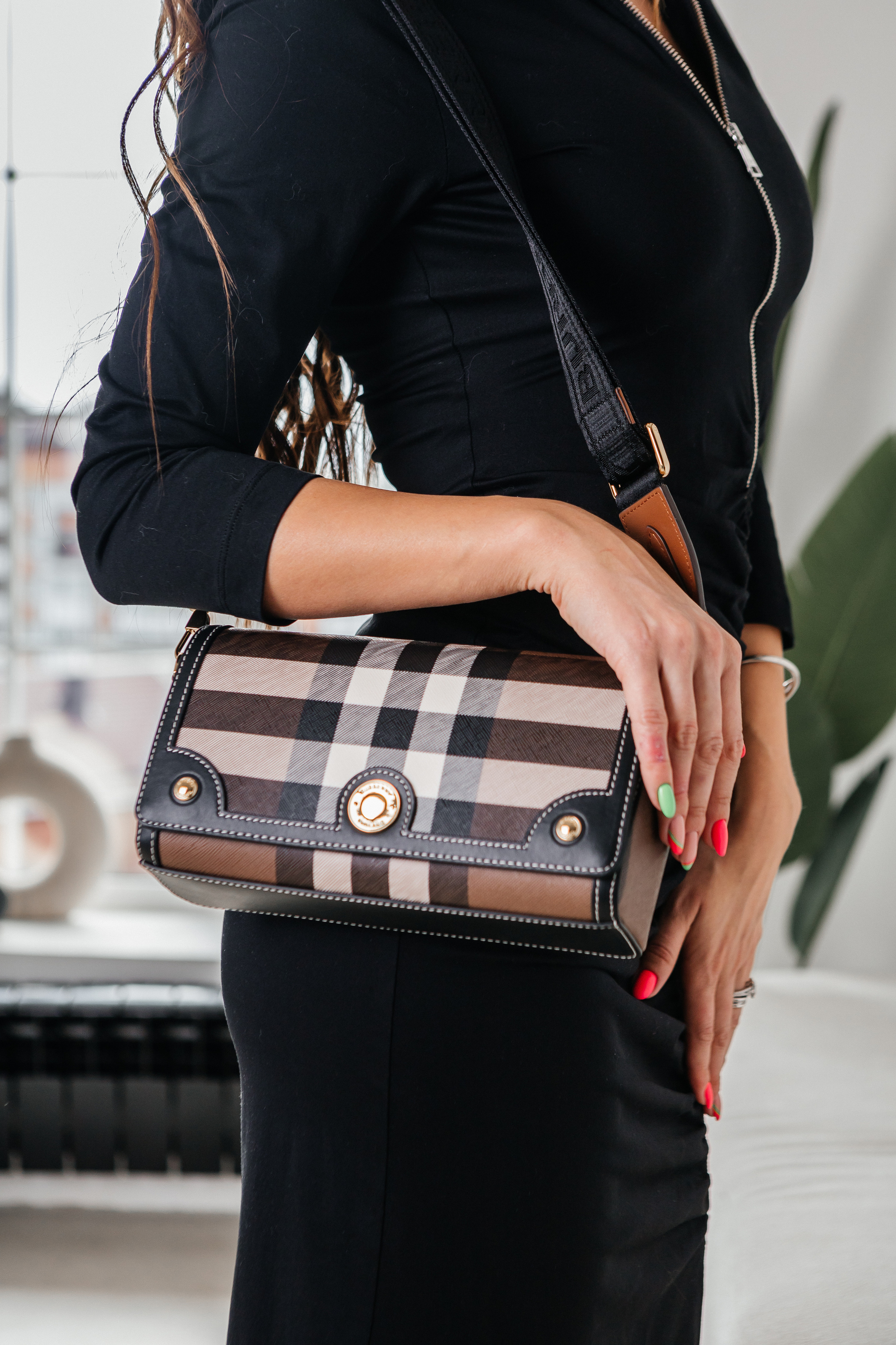 Контент-съёмка для магазина Fashion House. Контент-фотограф в Абакане Наталья Нагибина