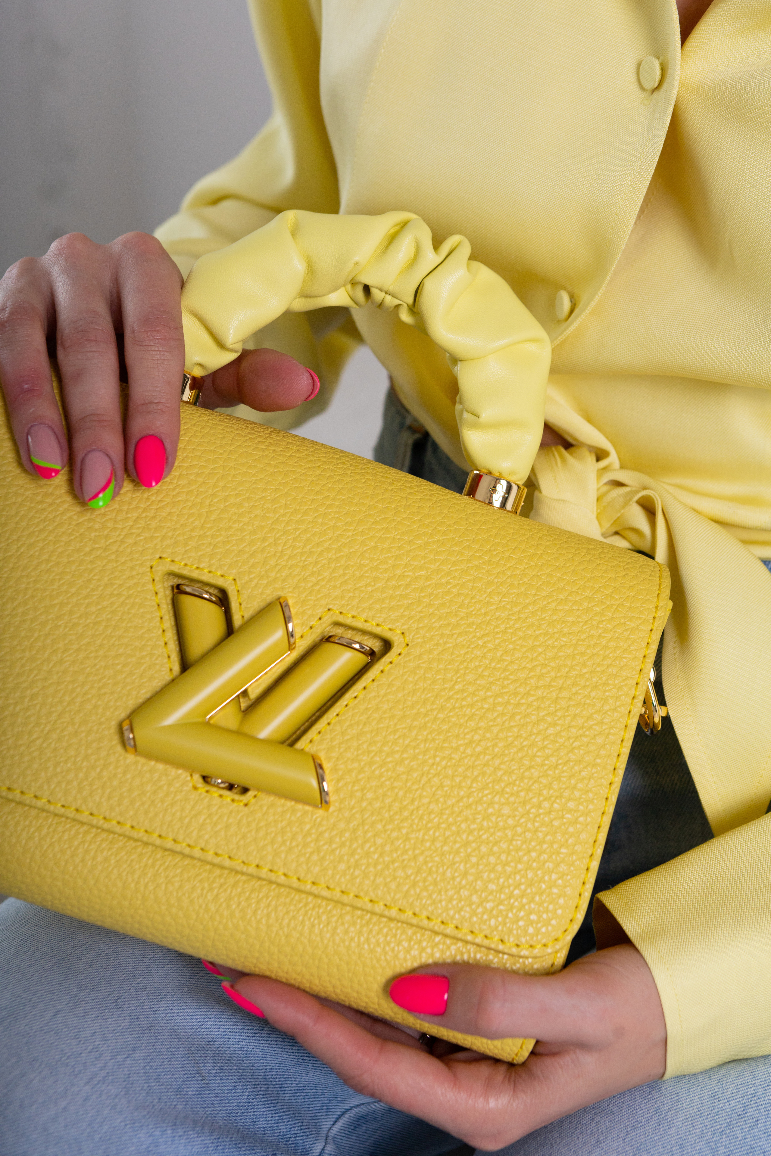 Контент-съёмка для магазина Fashion House. Контент-фотограф в Абакане Наталья Нагибина