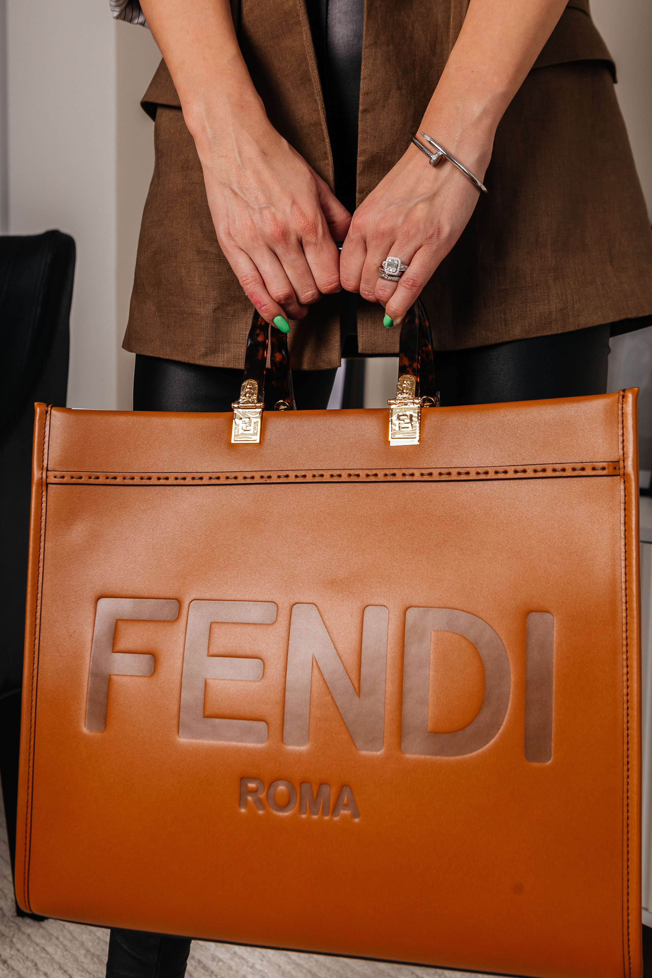 Контент-съёмка для магазина Fashion House. Контент-фотограф в Абакане Наталья Нагибина