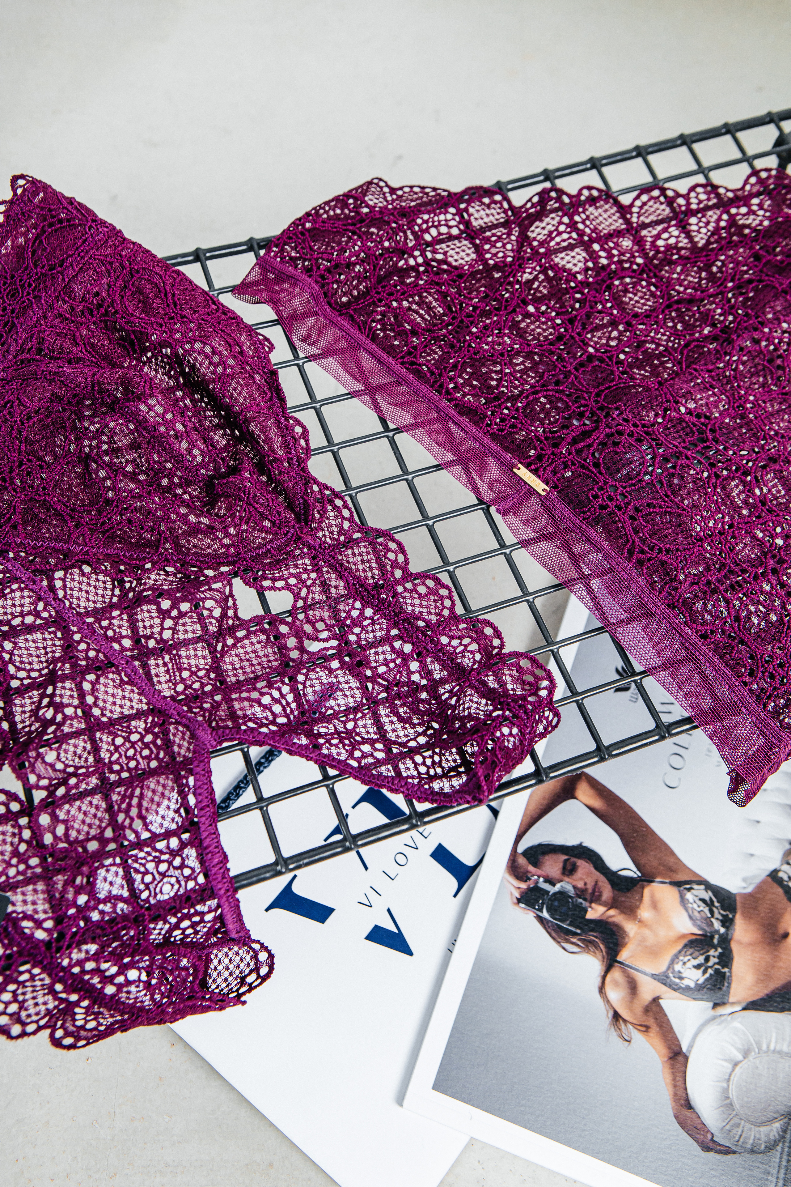 Контент-съёмка для магазина нижнего белья ViLove. Контент-фотограф в Абакане Наталья Нагибина