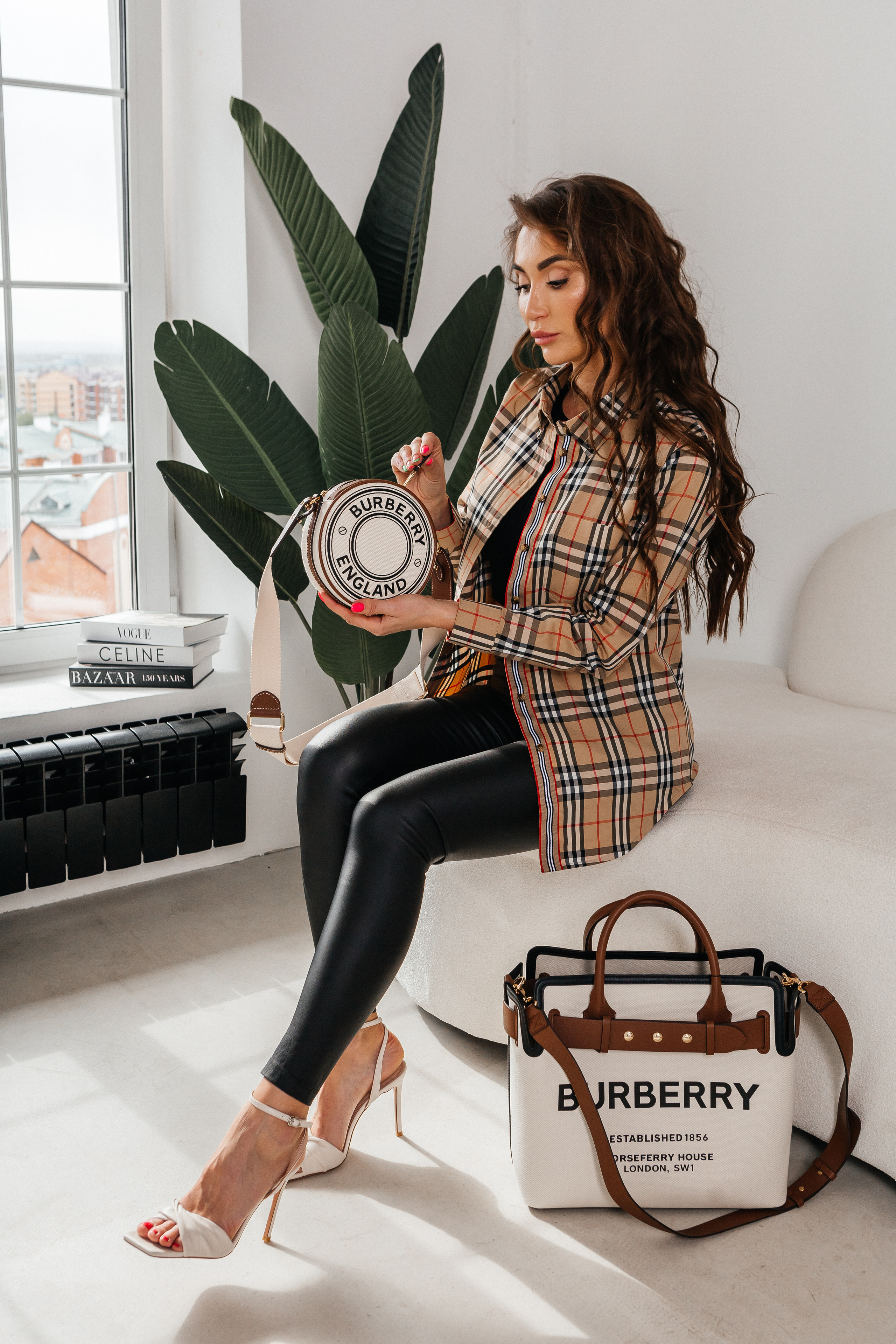 Контент-съёмка для магазина Fashion House. Контент-фотограф в Абакане Наталья Нагибина