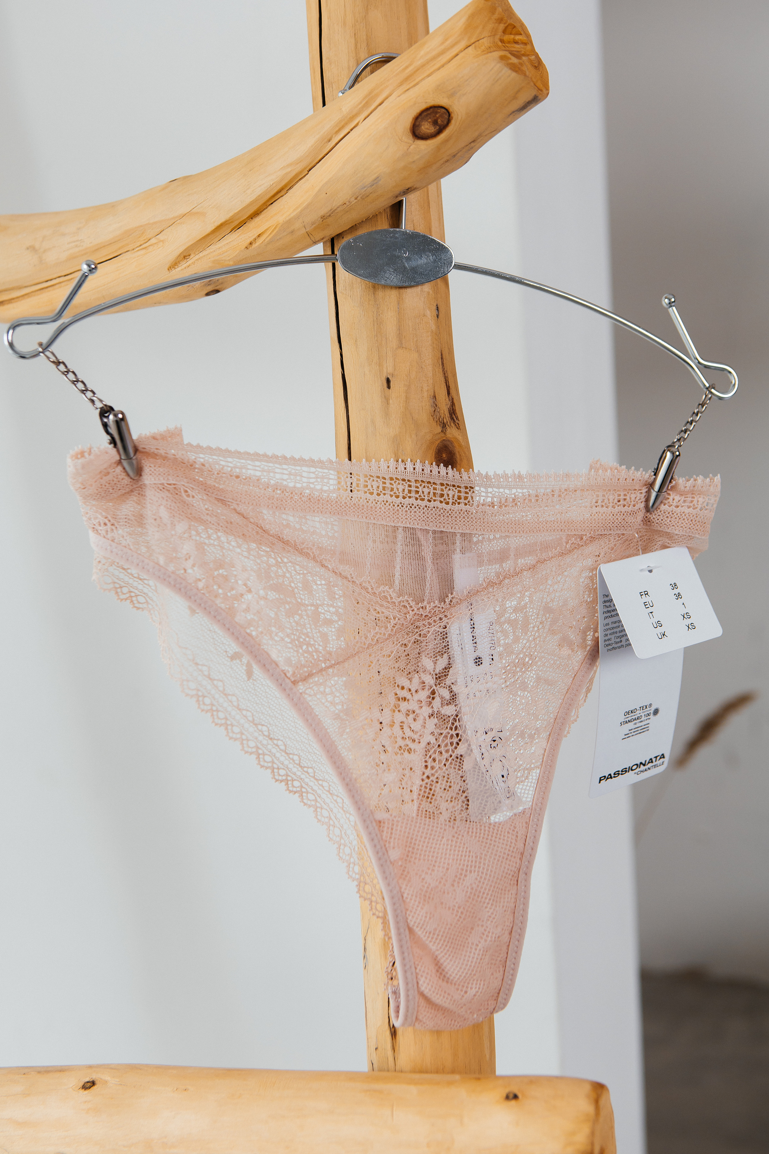 Контент-съёмка для магазина нижнего белья ViLove. Контент-фотограф в Абакане Наталья Нагибина