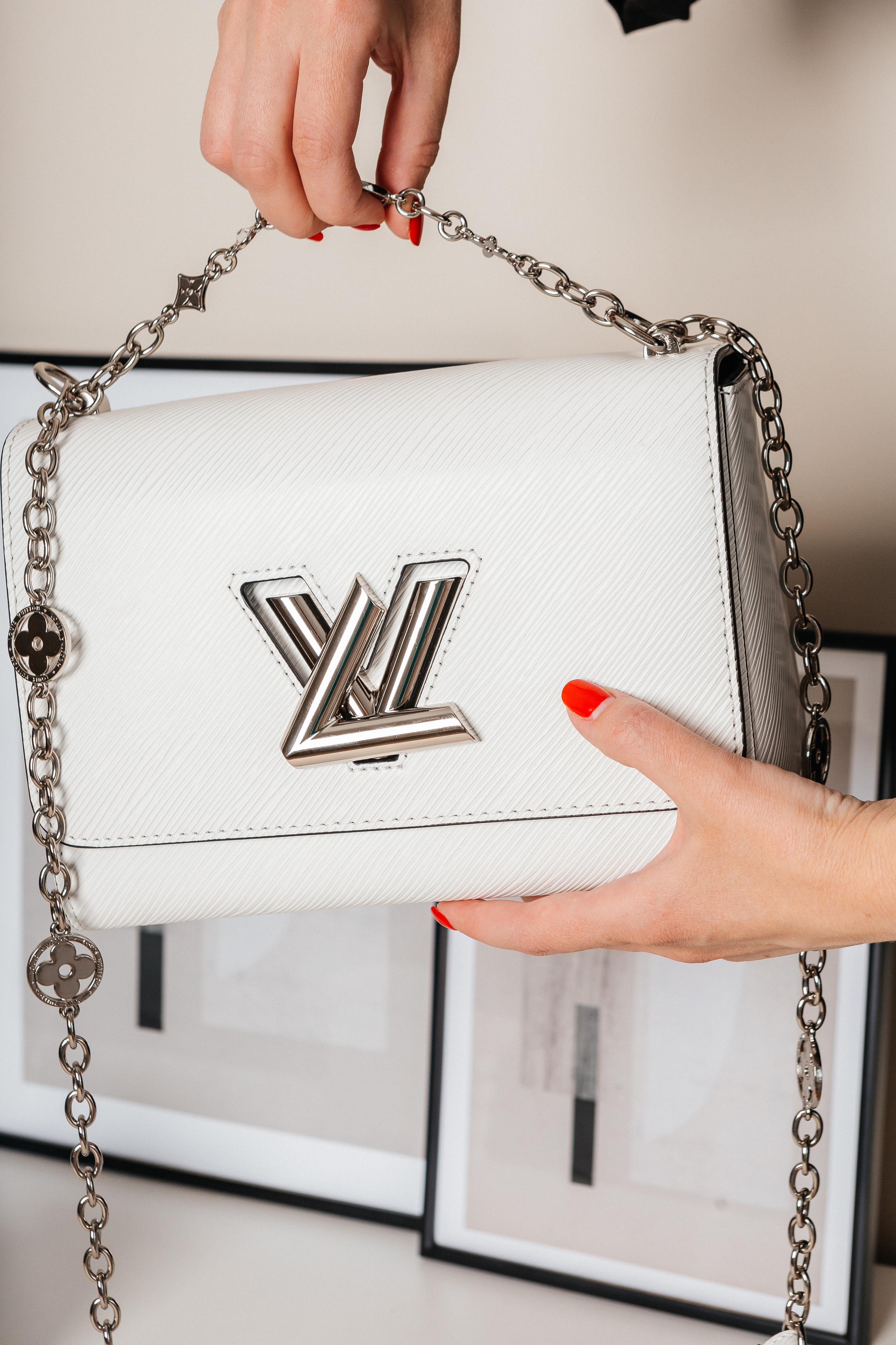 Контент-съёмка для магазина Fashion House. Контент-фотограф в Абакане Наталья Нагибина