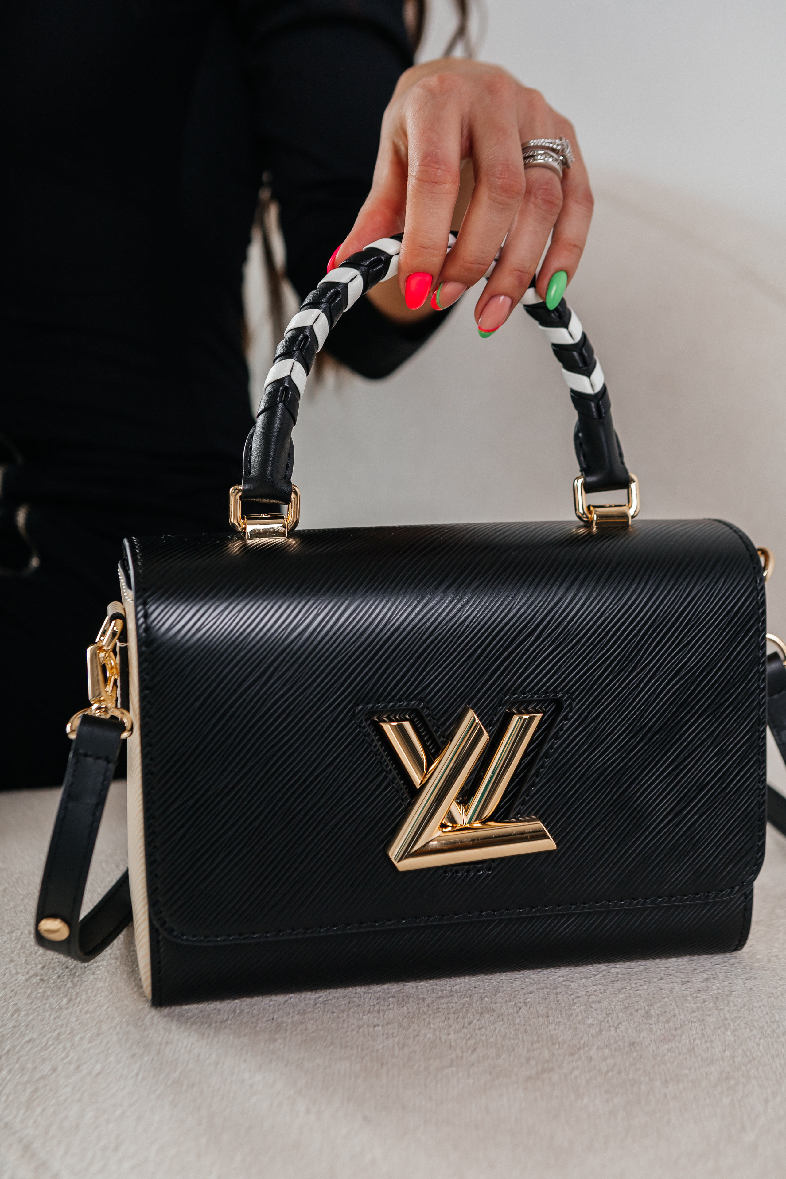 Контент-съёмка для магазина Fashion House. Контент-фотограф в Абакане Наталья Нагибина