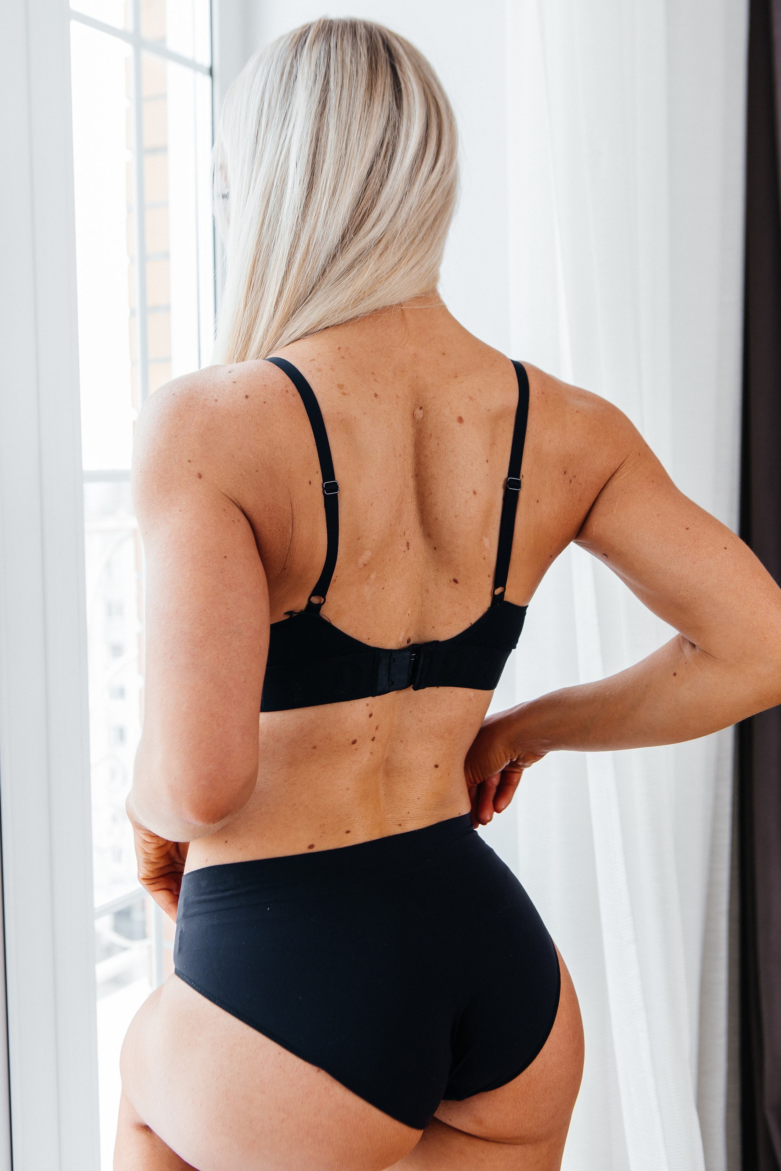 Контент-съёмка для магазина нижнего белья ViLove. Контент-фотограф в Абакане Наталья Нагибина