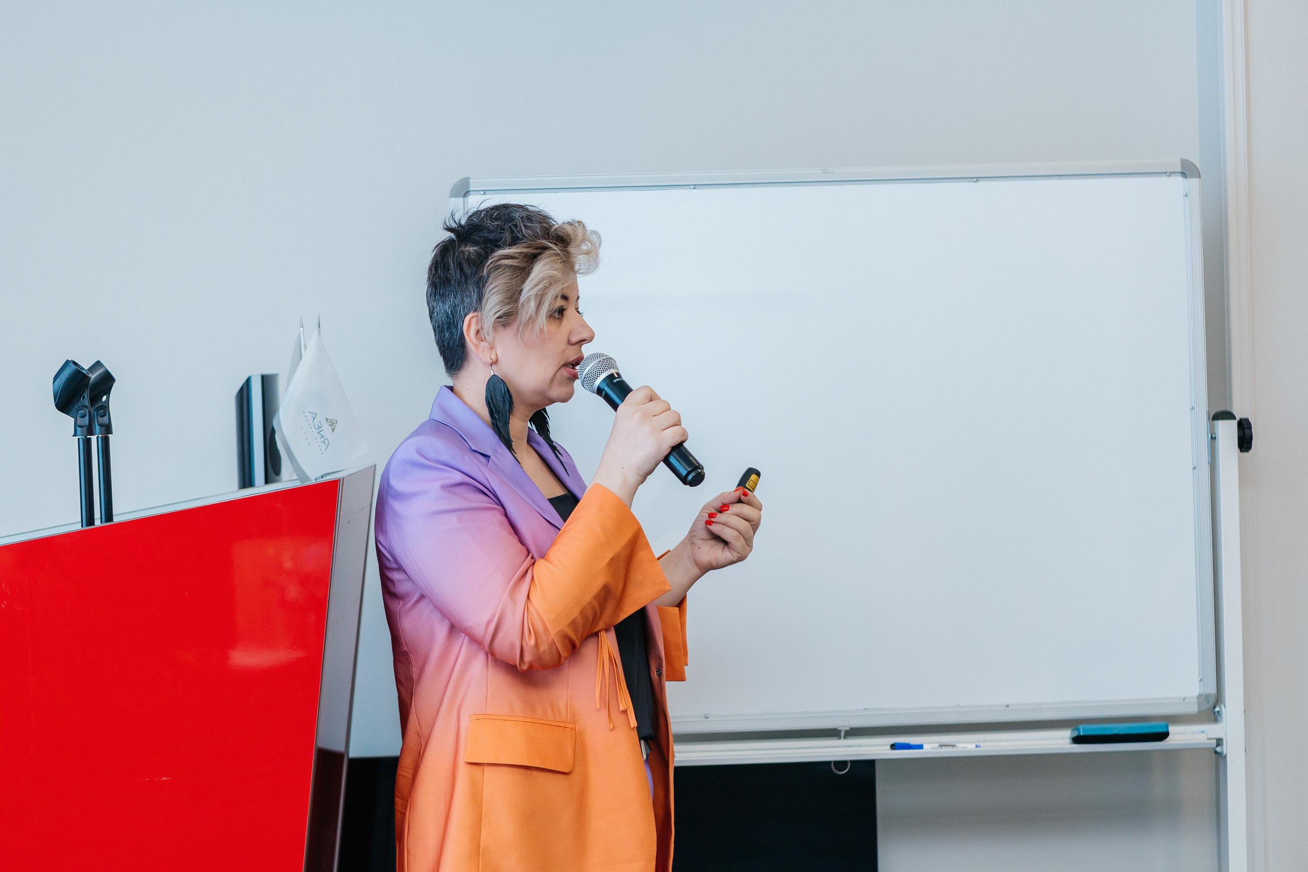 Первая большая конференция по маркетингу и продажам. Контент-фотограф в Абакане Наталья Нагибина