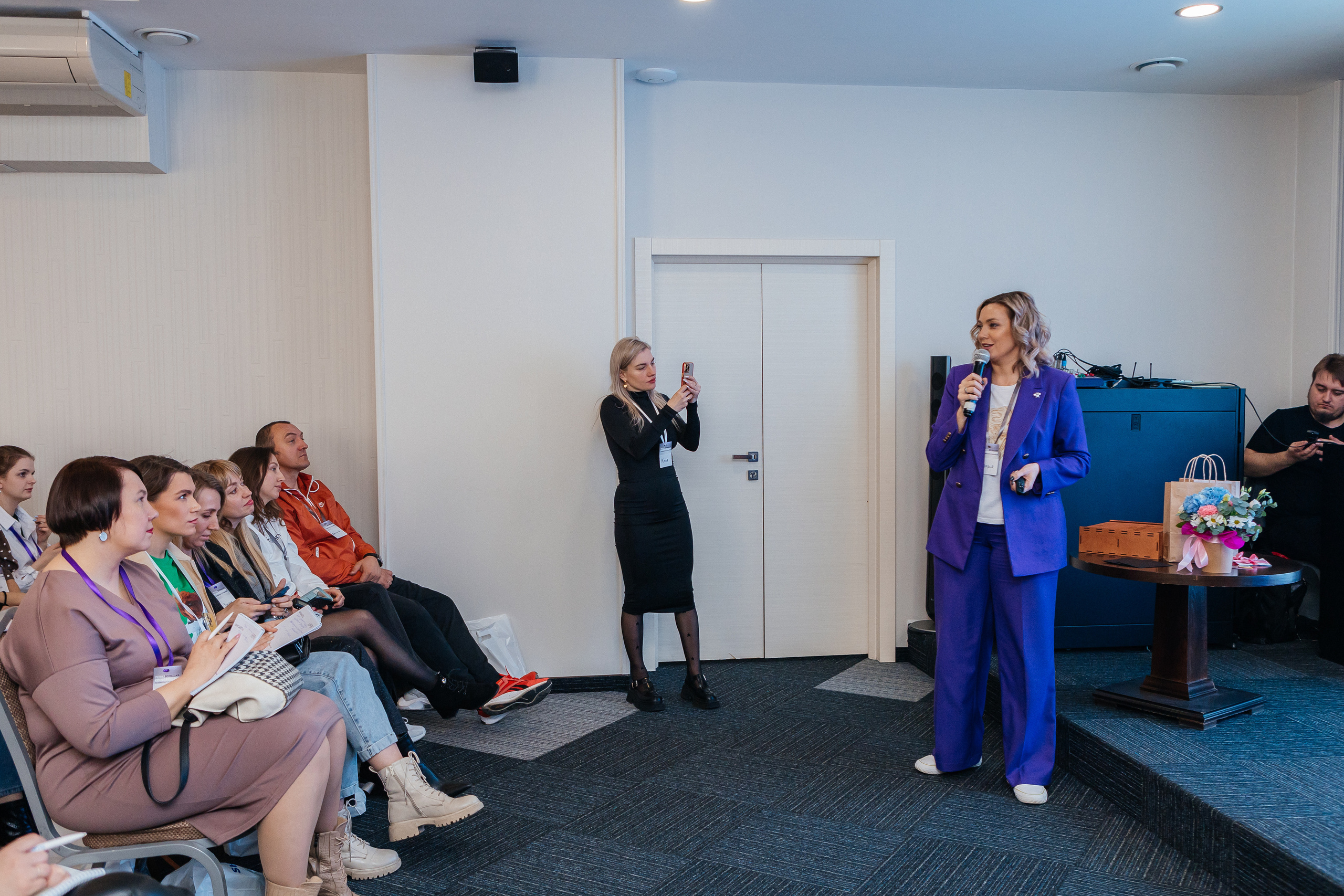 Первая большая конференция по маркетингу и продажам. Контент-фотограф в Абакане Наталья Нагибина