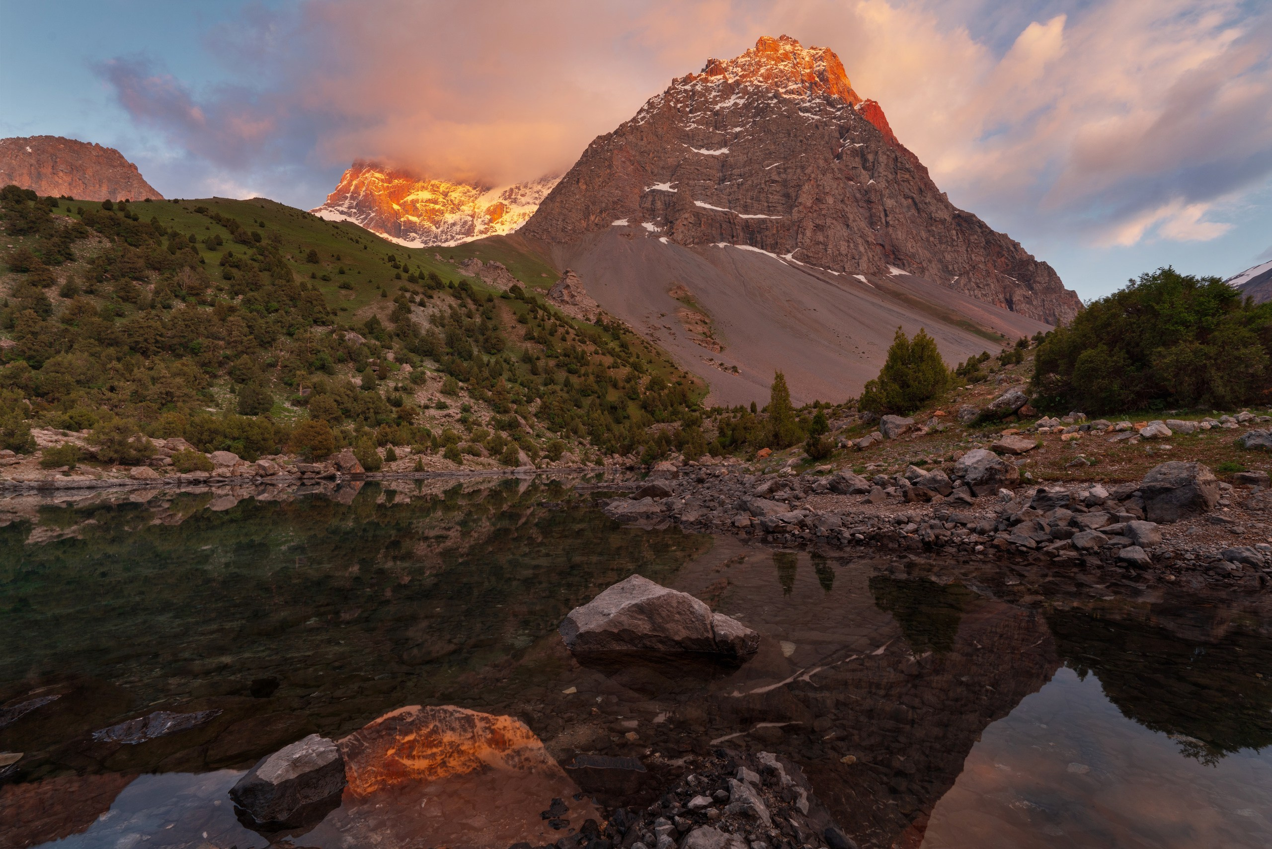 Фанские горы. Фотограф в Красноярске Нерозя Александр. Пейзаж, природа, портрет