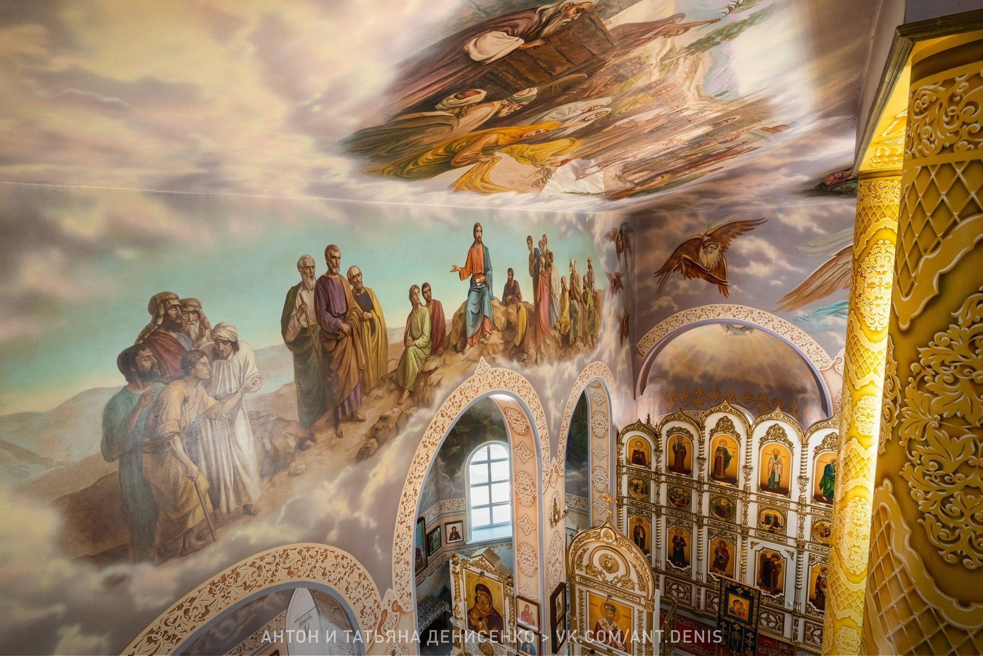 Антон и Татьяна Денисенко — В храме