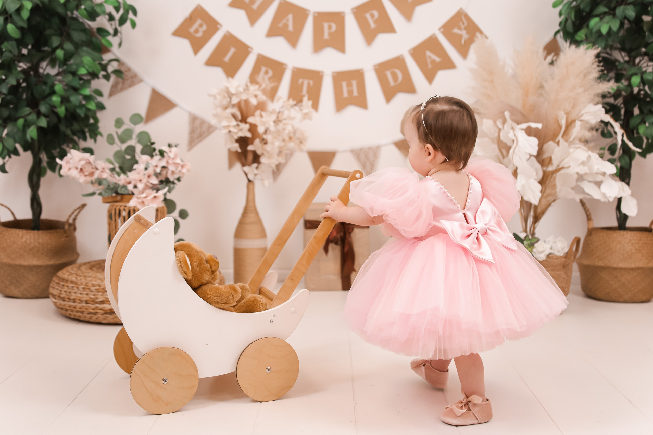 1й Годик Евы. Детский и Семейный фотограф в Санкт-Петербурге. Детская Фотостудия «FAMILY STORY»