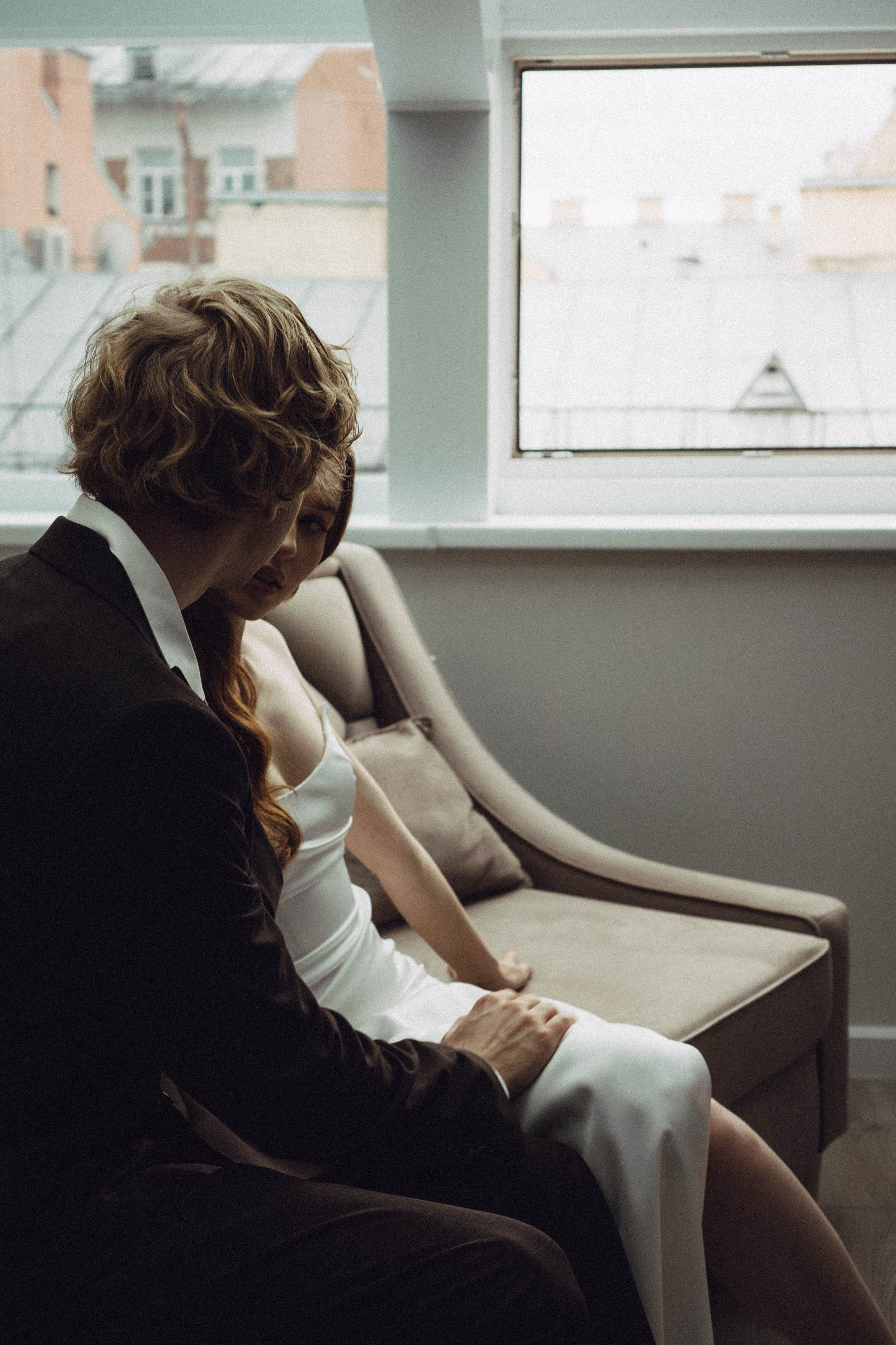 СВАДЕБНАЯ СЬЕМКА В ОТЕЛЕ. СБОРЫ ЖЕНИХА И НЕВЕСТЫ И ТАКЖЕ ТОР И ПОДГОТОВКА К ПРОГУЛКЕ. Профессиональный фотограф, Санкт-Петербург — Виктория Богомолова