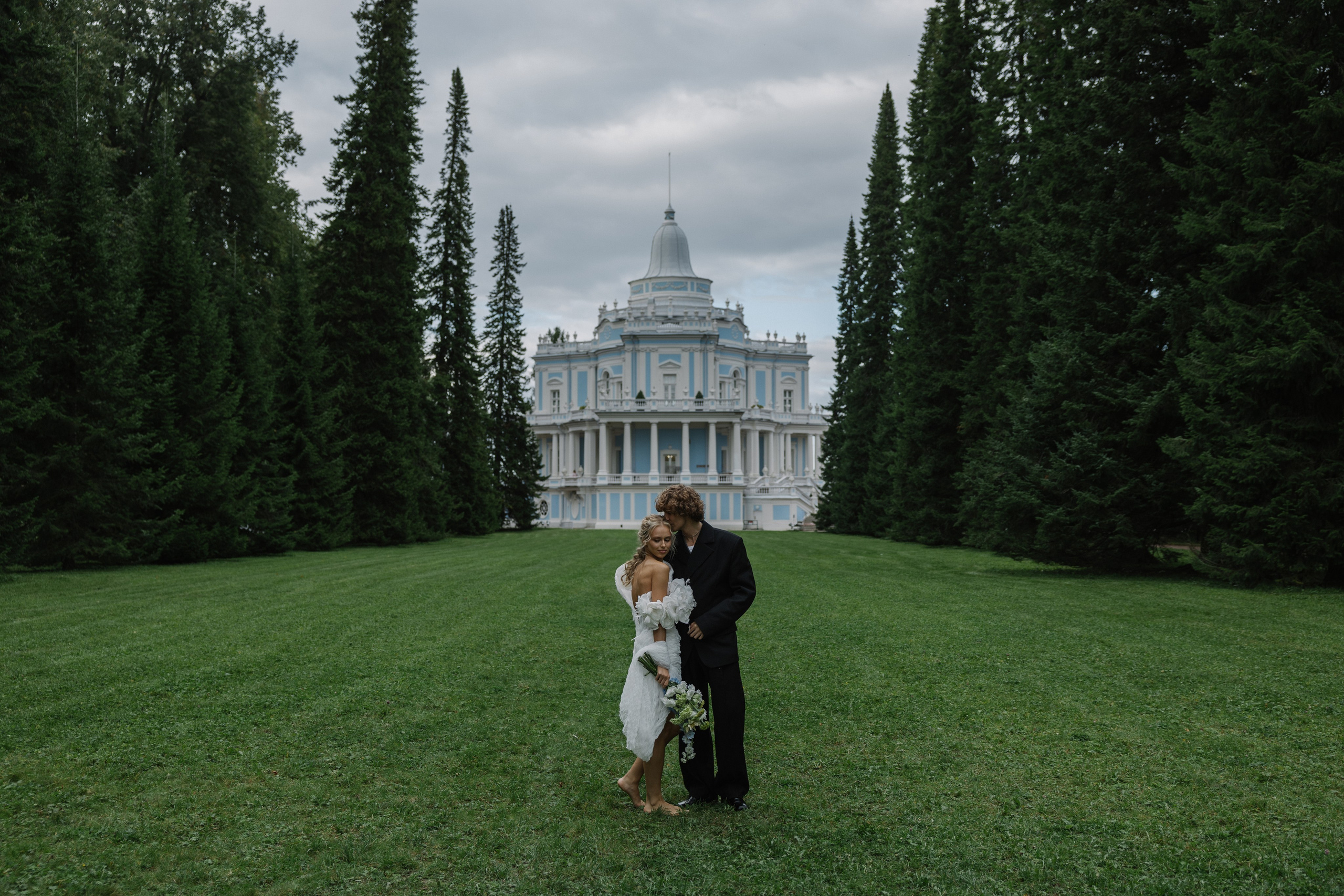 Ангелы в Ораниенбауме. Юлия Анисимова — свадебный и семейный фотограф в Санкт-Петербурге