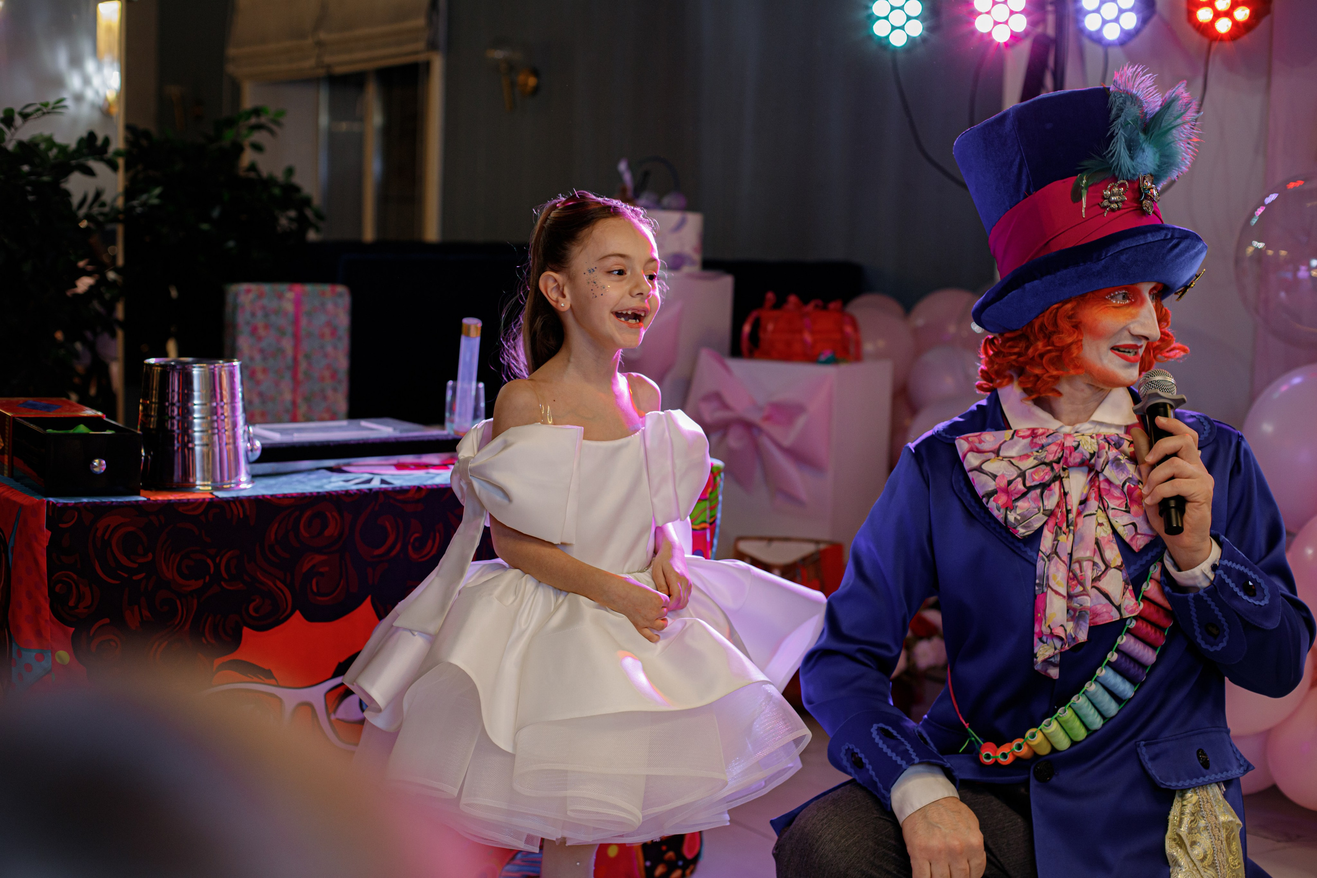 ASIA'S BIRTHDAY PARTY. Photokarish