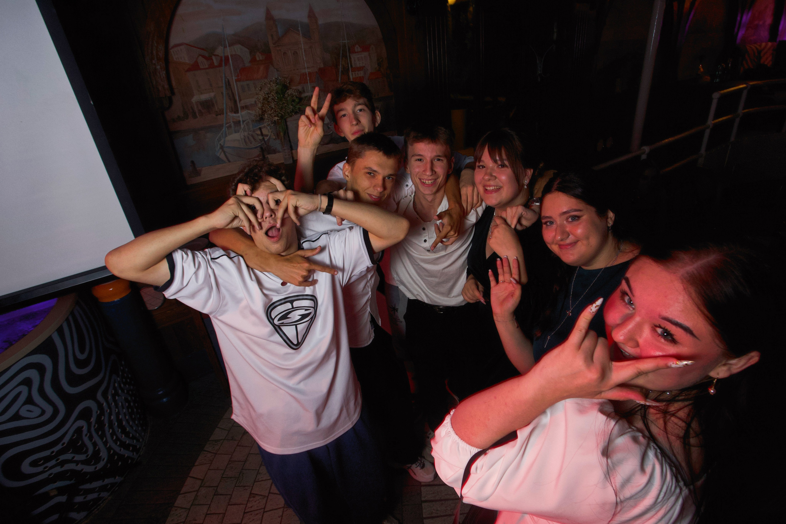 ВЫПУСКНОЙ «КОКОМО» 27.06.24. Репортажный фотограф Анапа